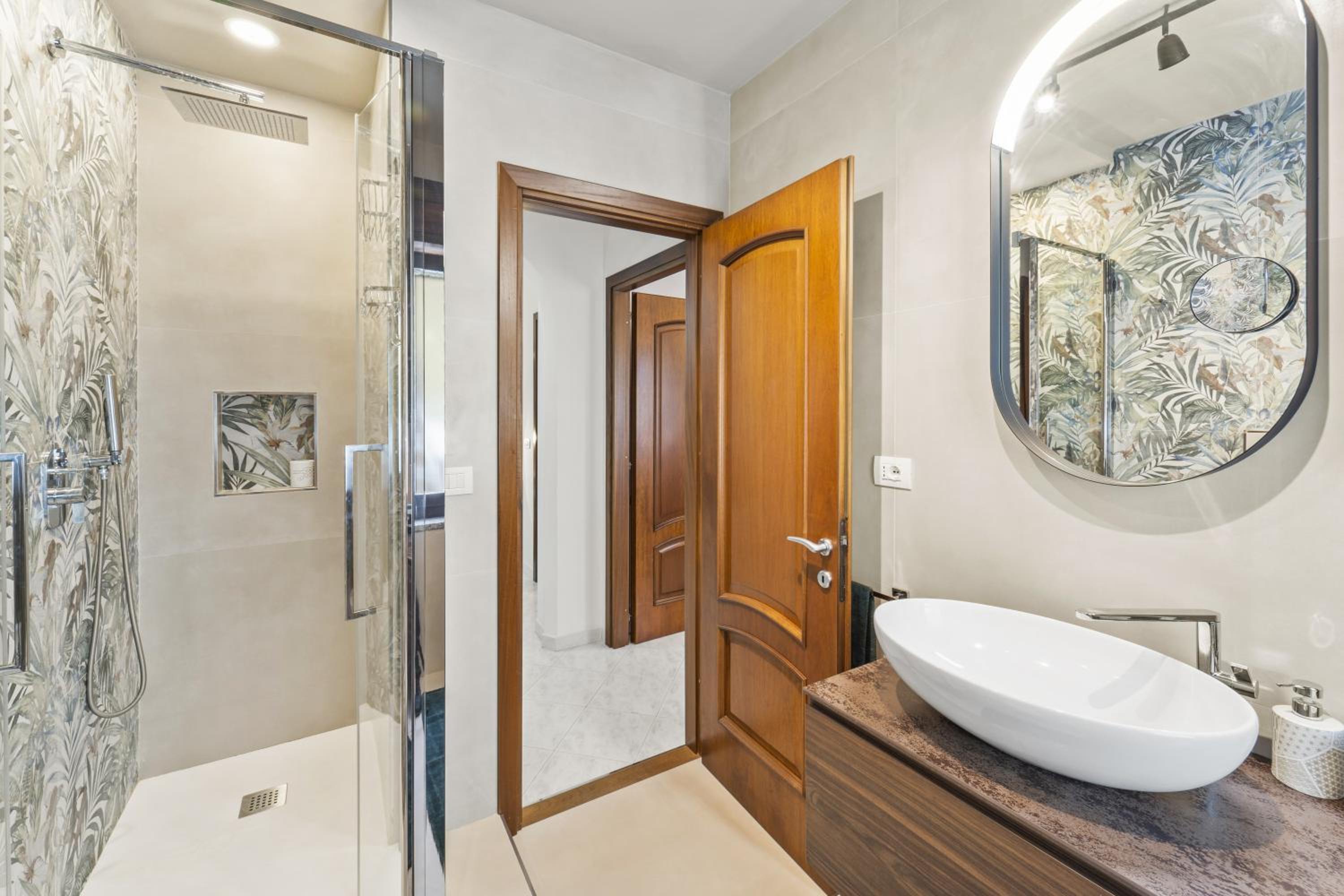 Two-Bedroom House photo 2