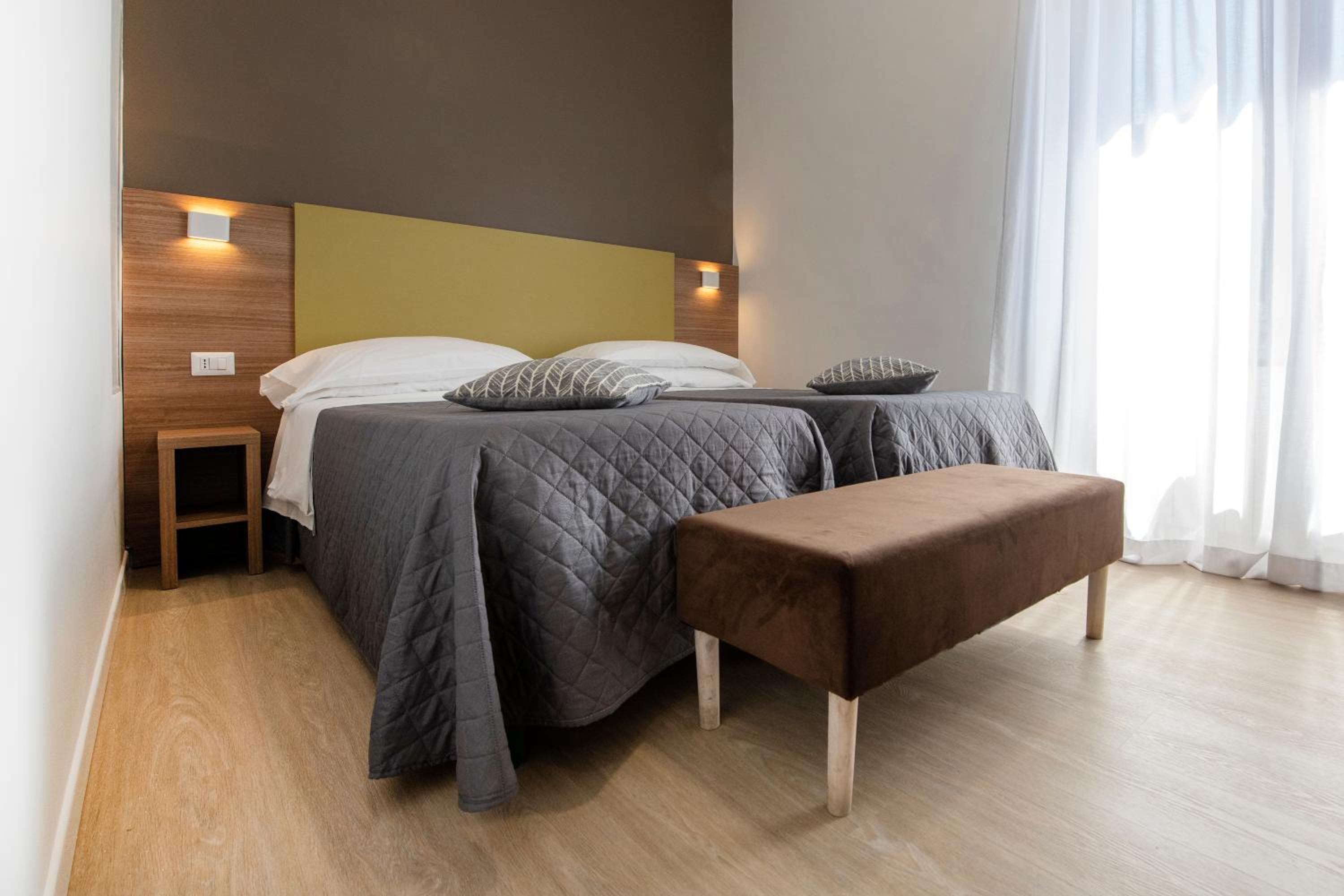 Superior Double Room - Photo 3