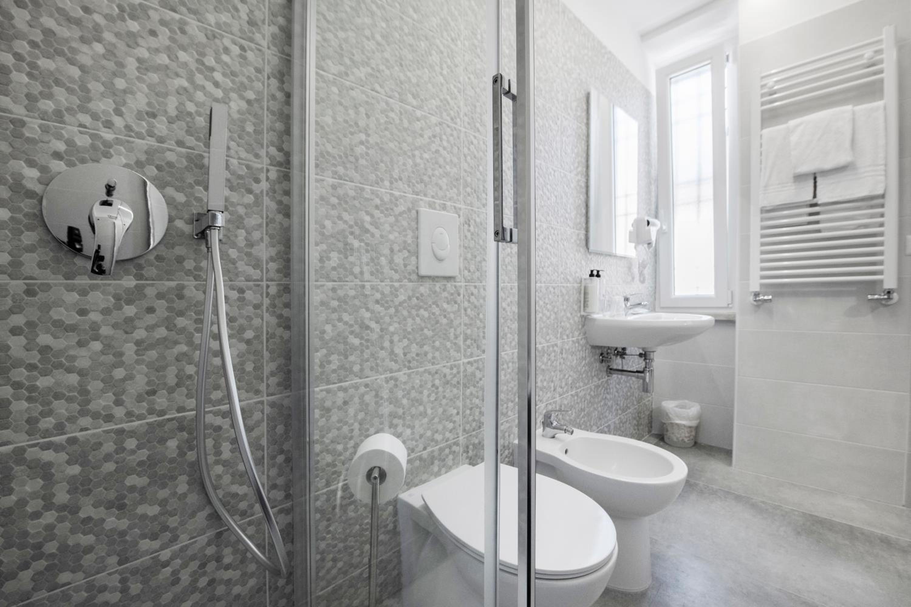 Superior Triple Room photo 3