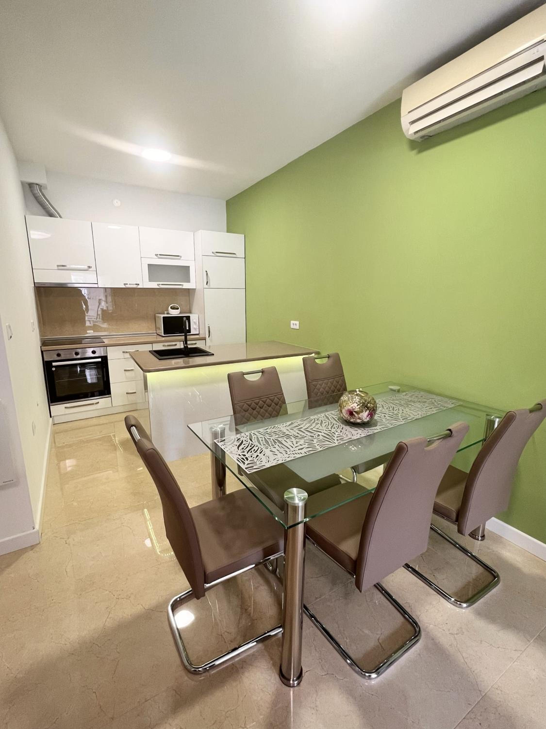 Two-Bedroom Apartment - Photo 3