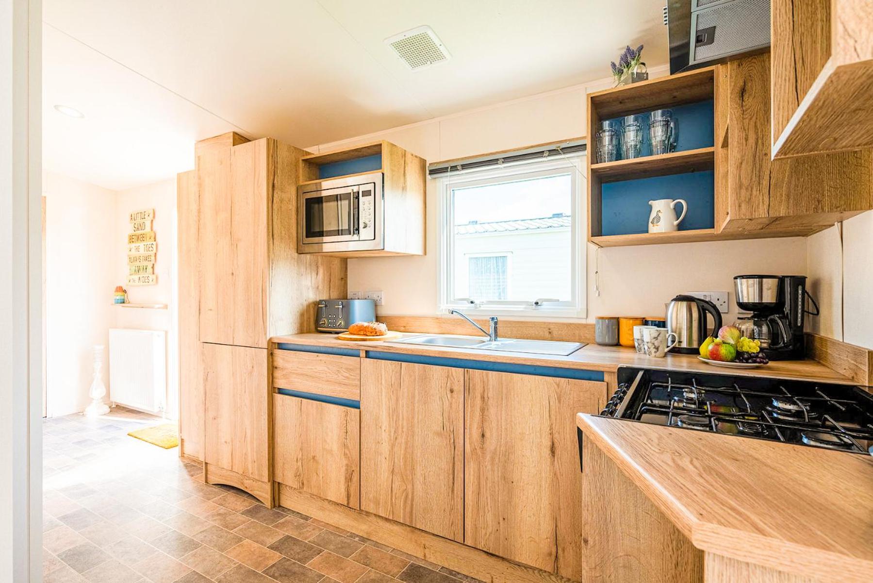 Three-Bedroom House - Photo 4