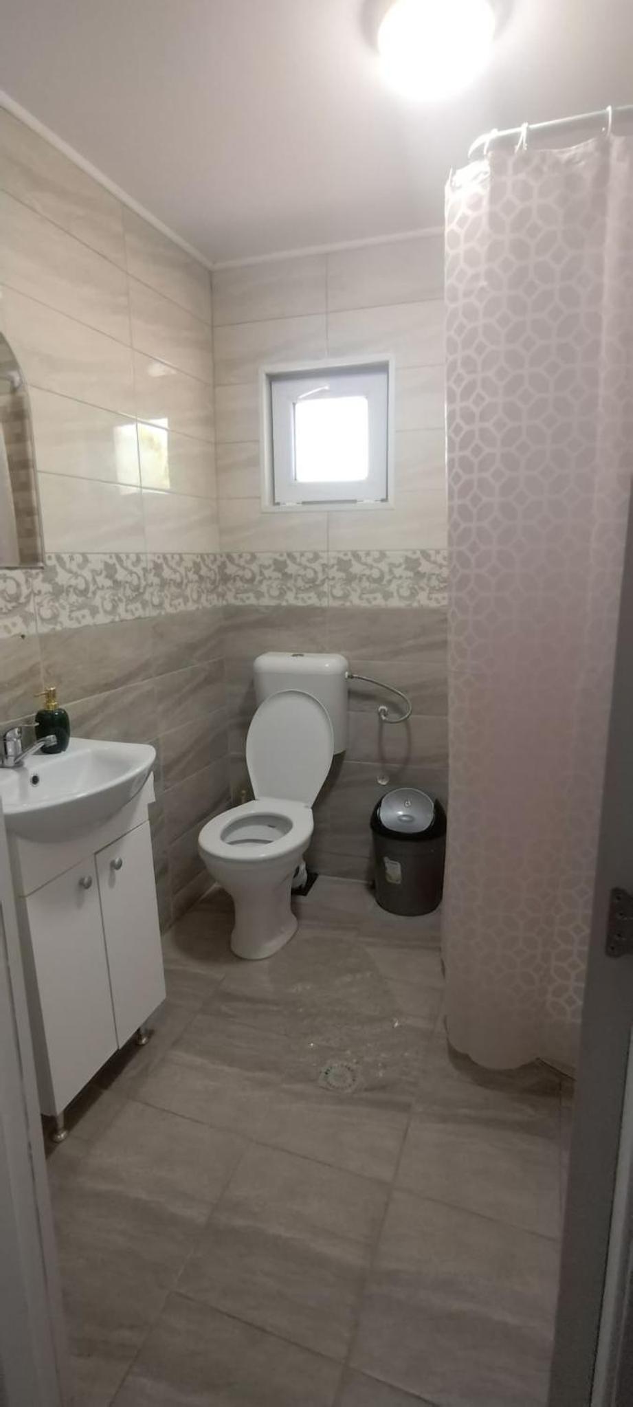 Deluxe Double Room with Shower photo 3