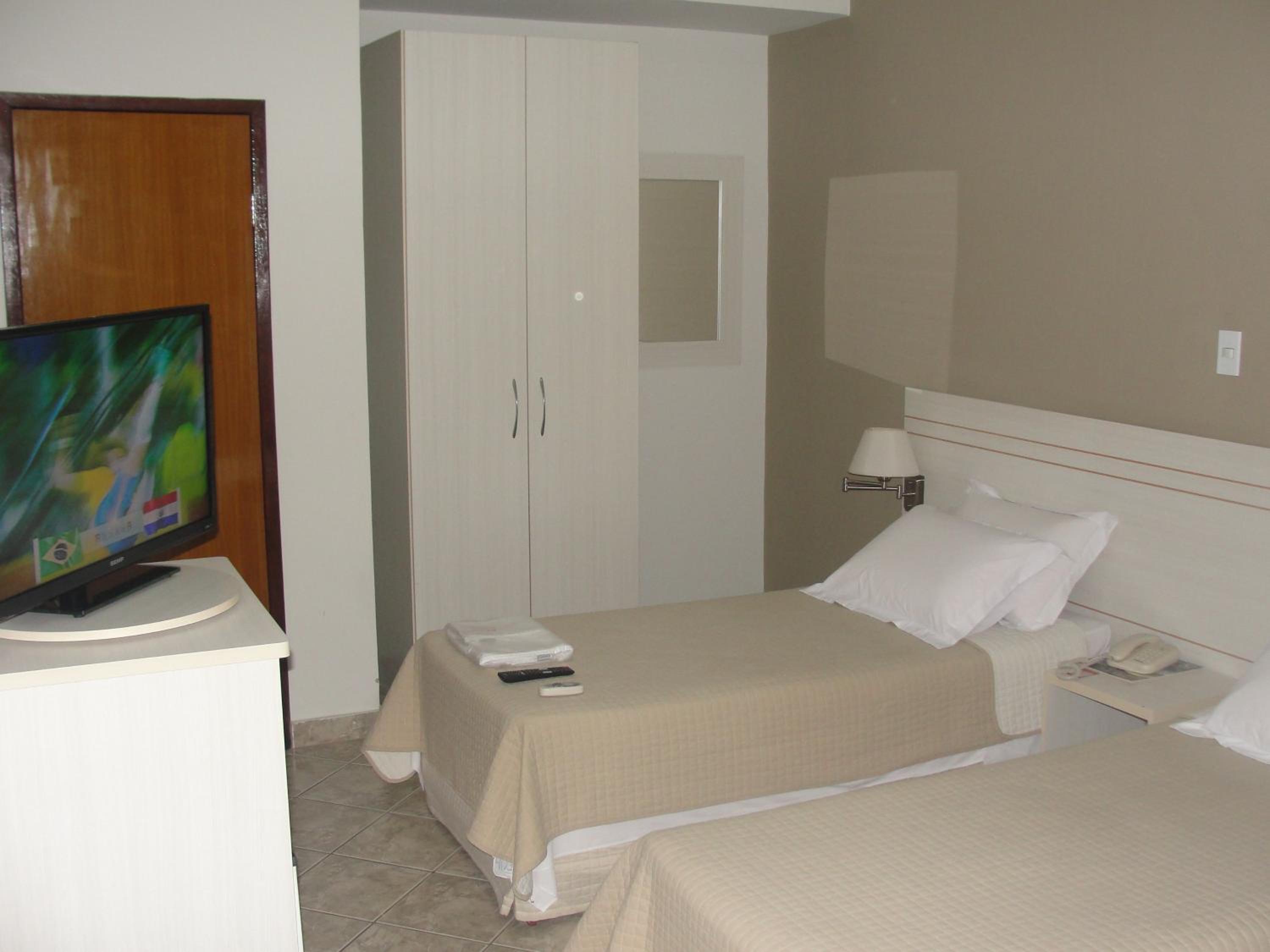 Twin Room with Air-Conditioning photo 1