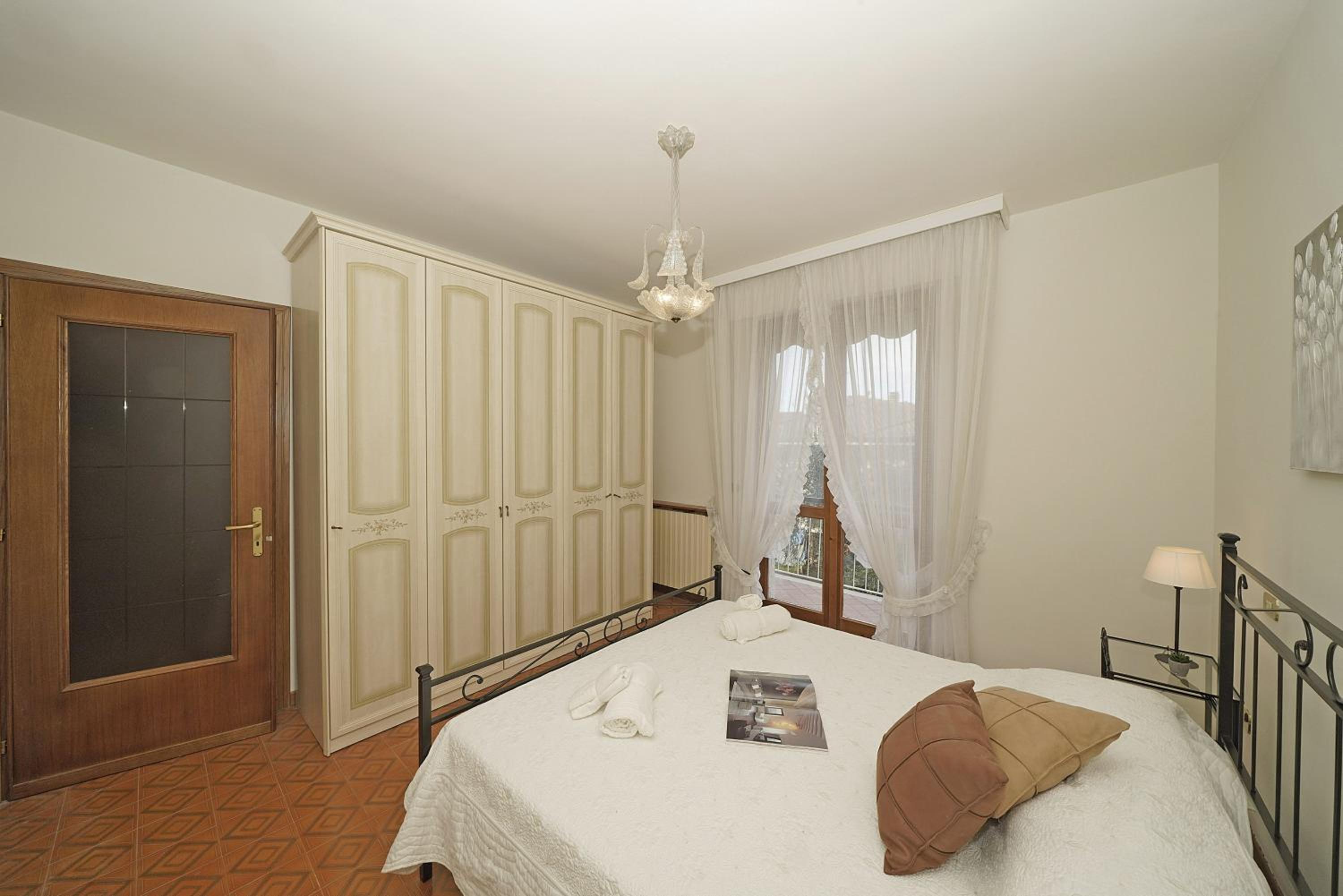 Two-Bedroom Apartment photo 3