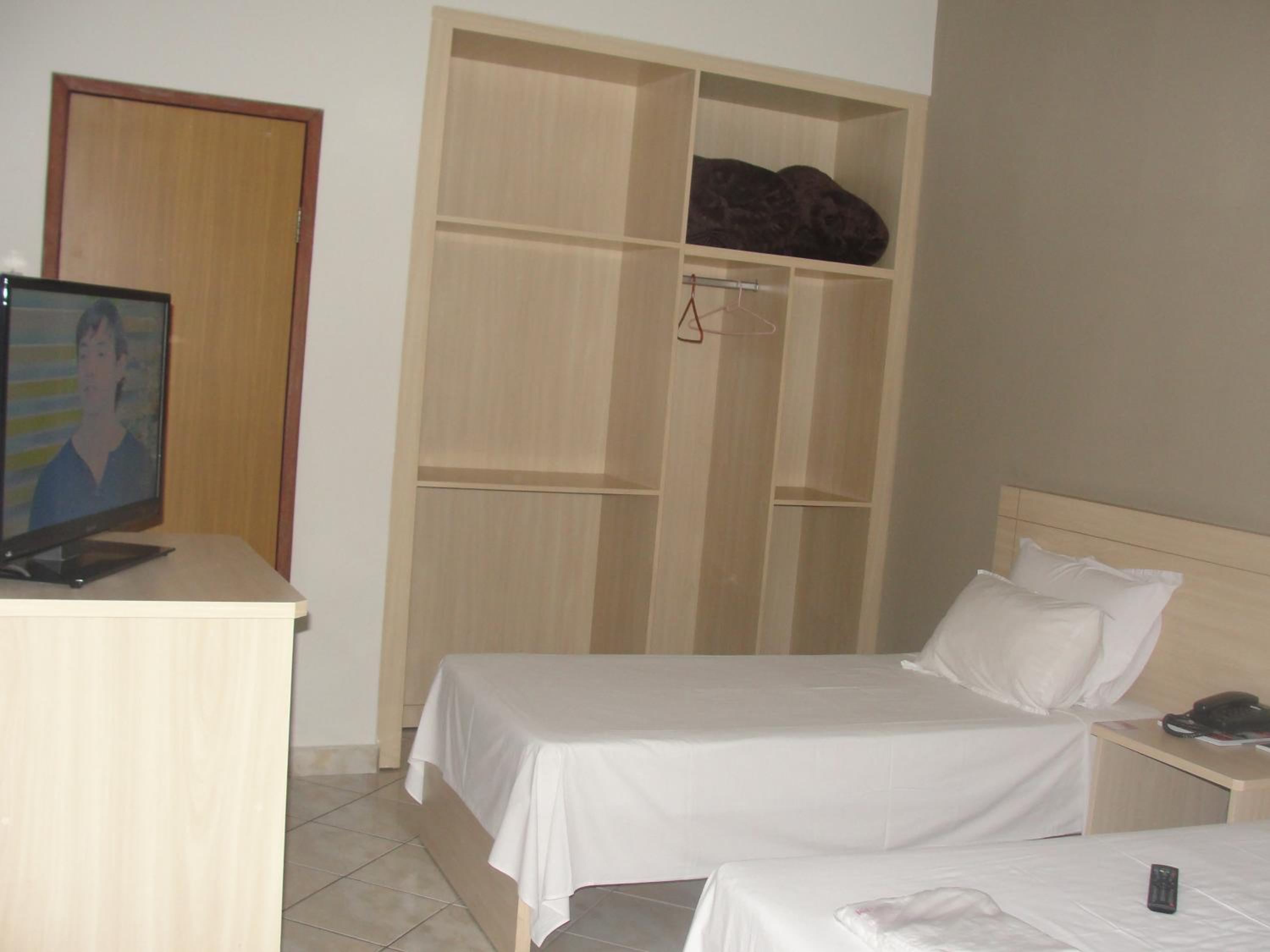 Double Room with Double Bed and Fan photo 2