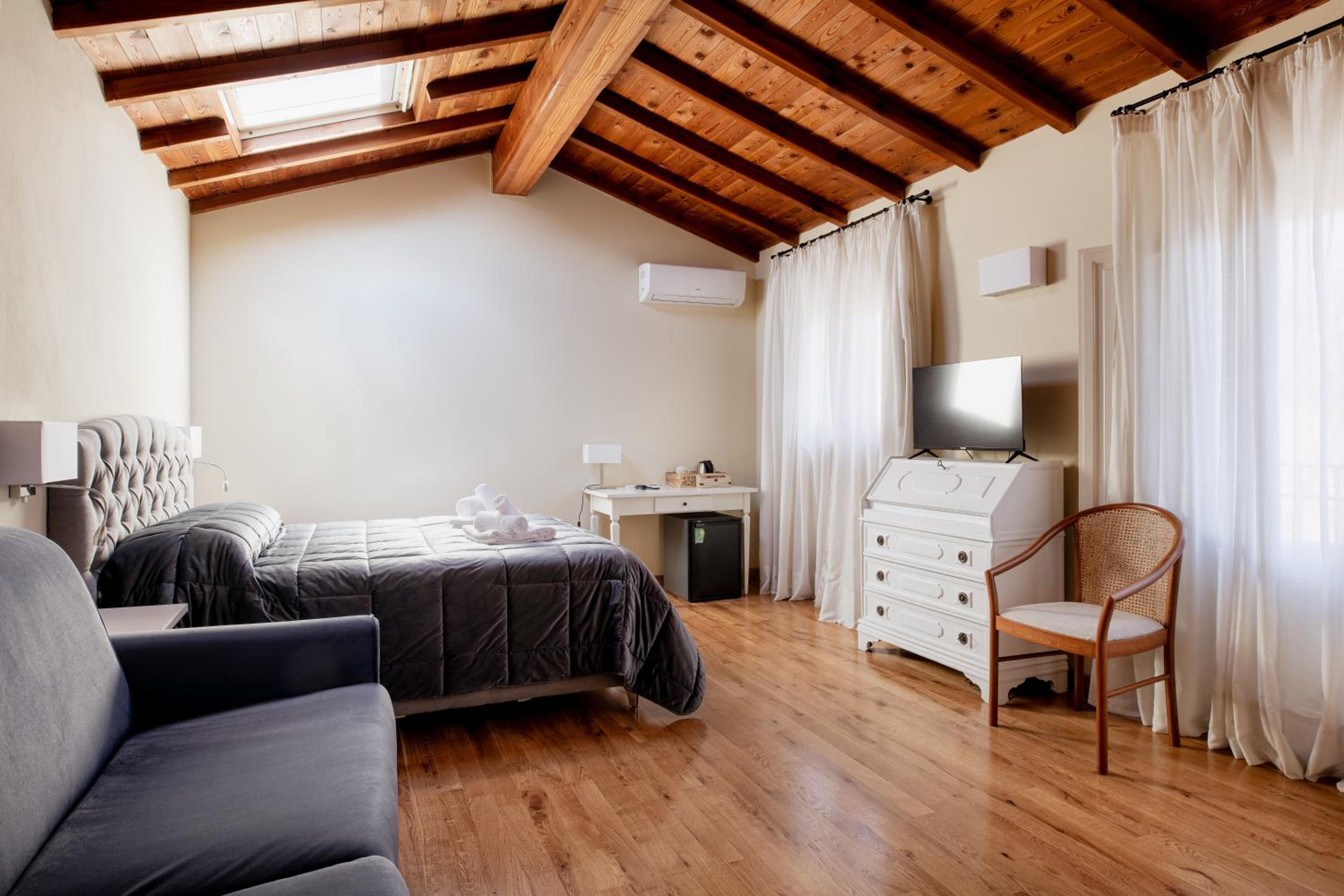 Junior Suite - Photo 4