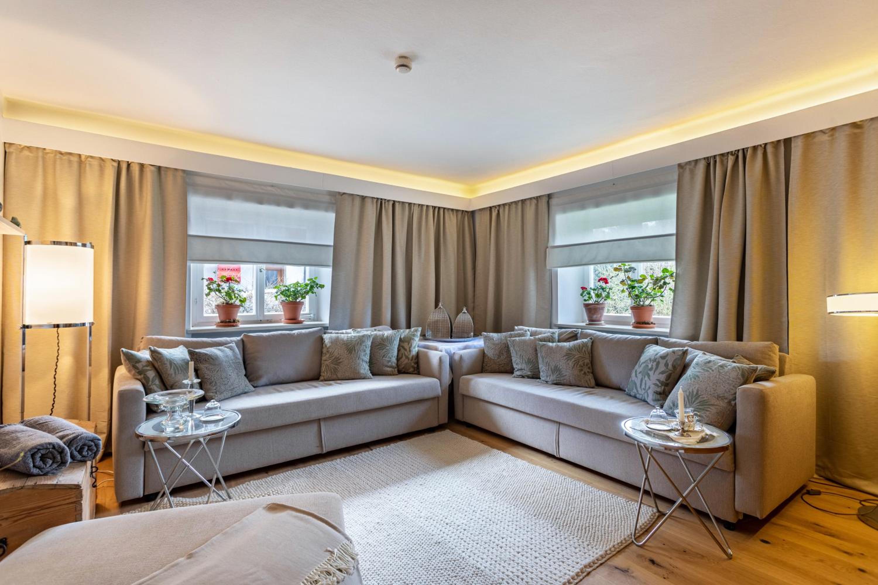 One-Bedroom Apartment with Garden View