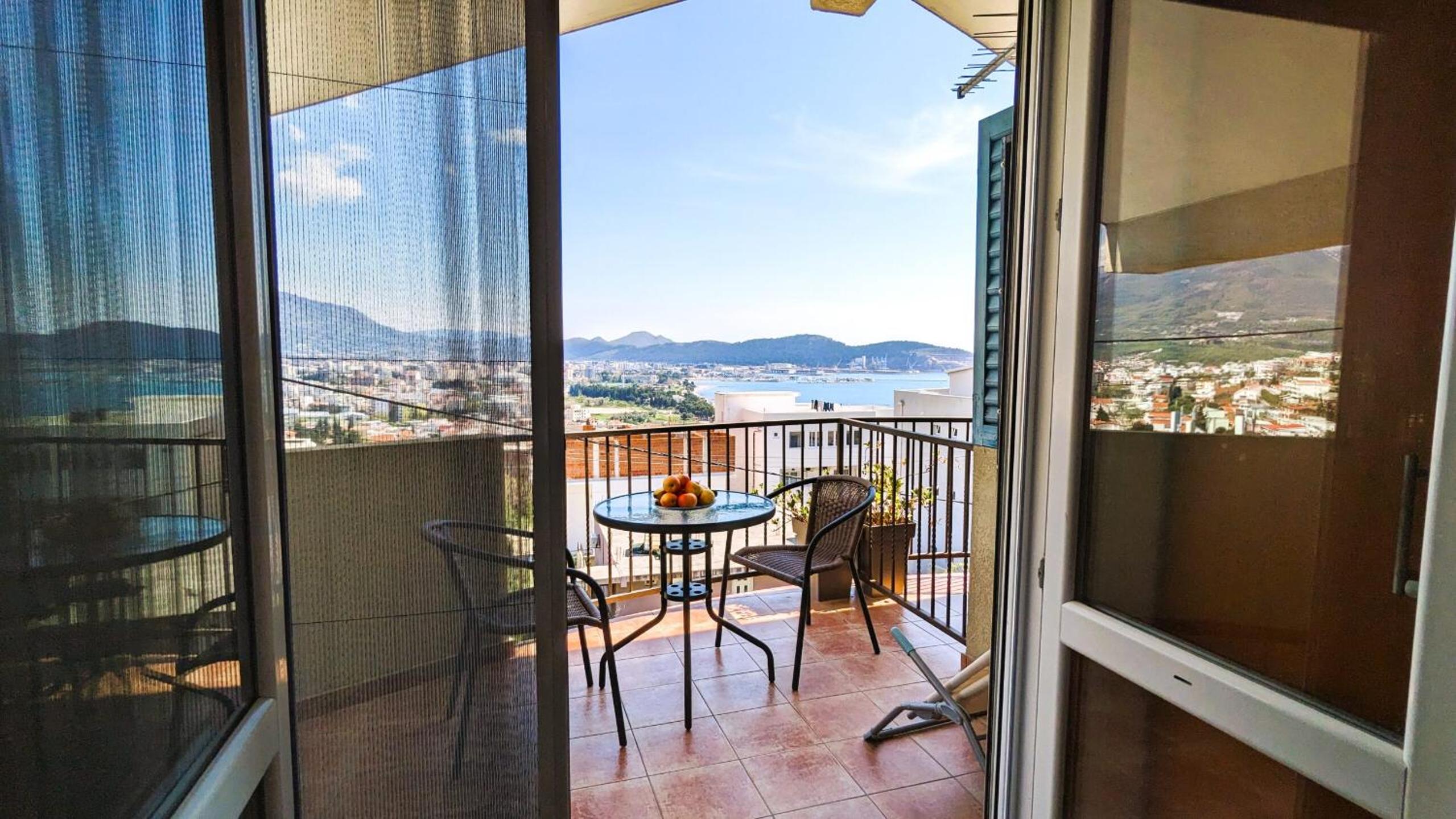 Apartment with Sea View photo 3