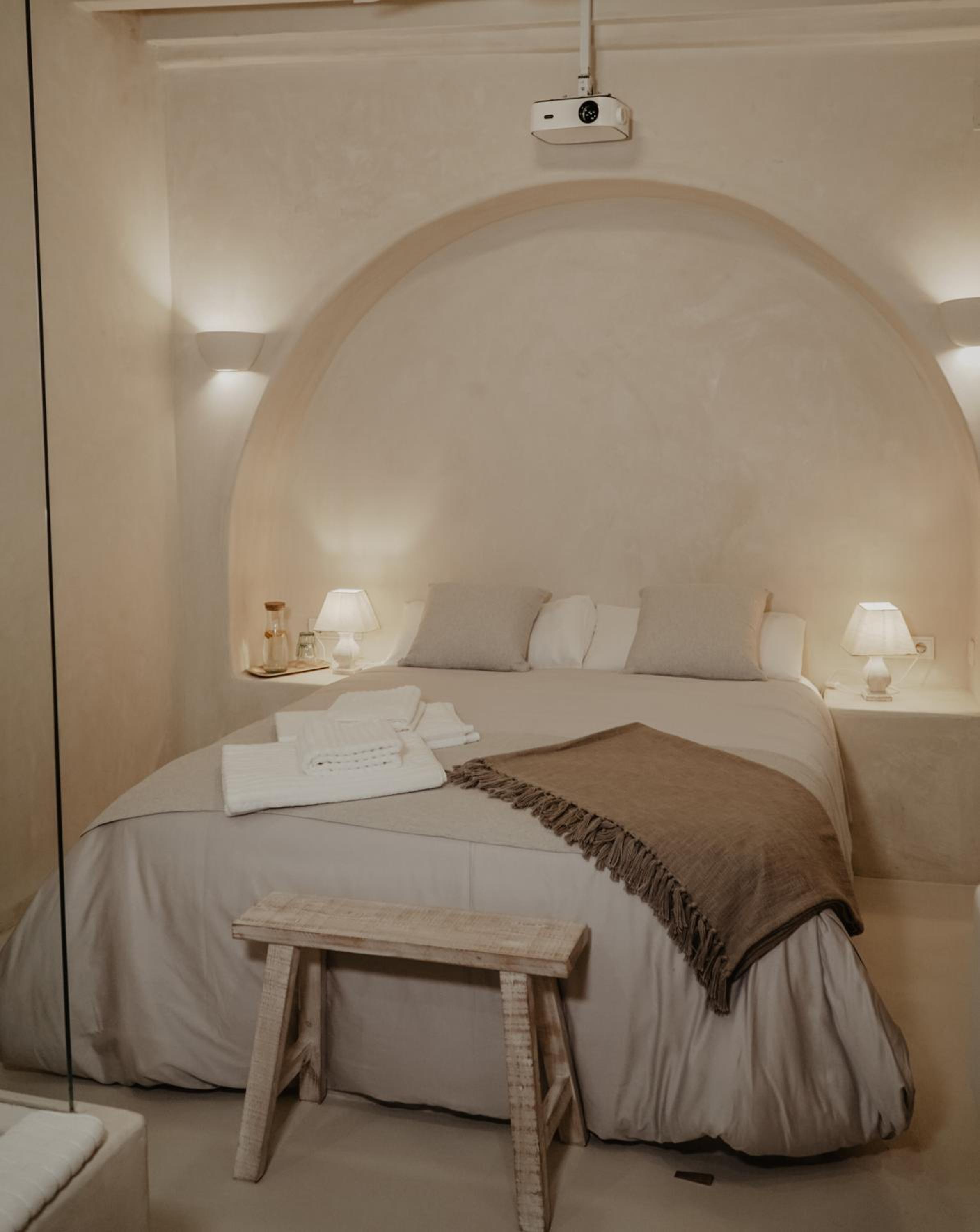 Queen Room - Photo 1
