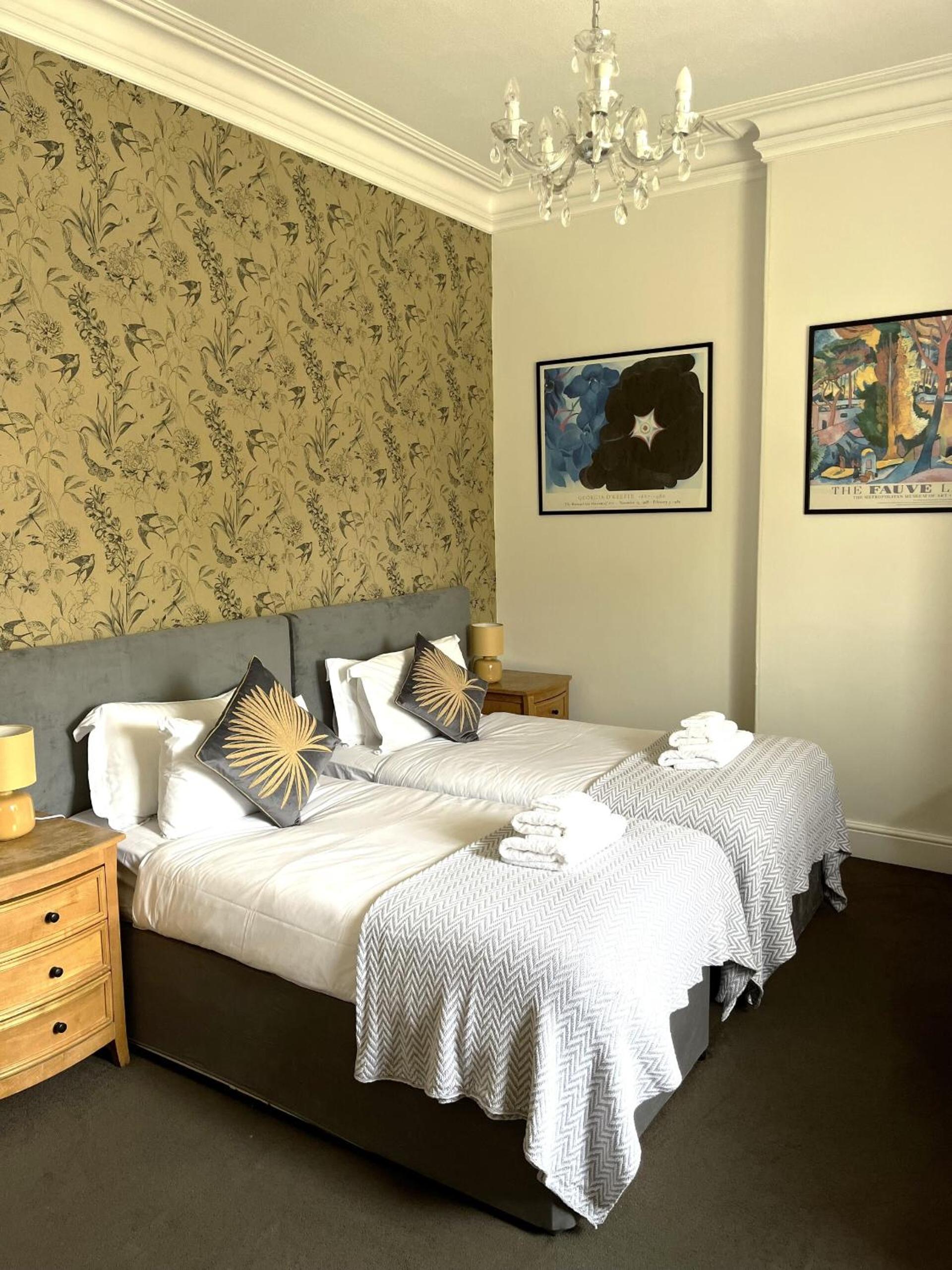 Deluxe Twin Room