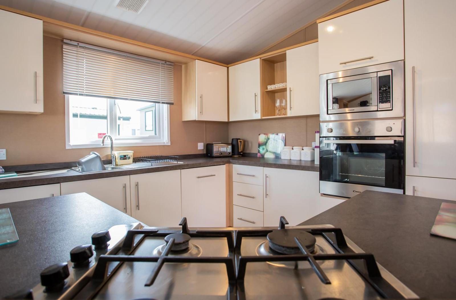 6 berth Luxury Lodge - Pet Friendly photo 2