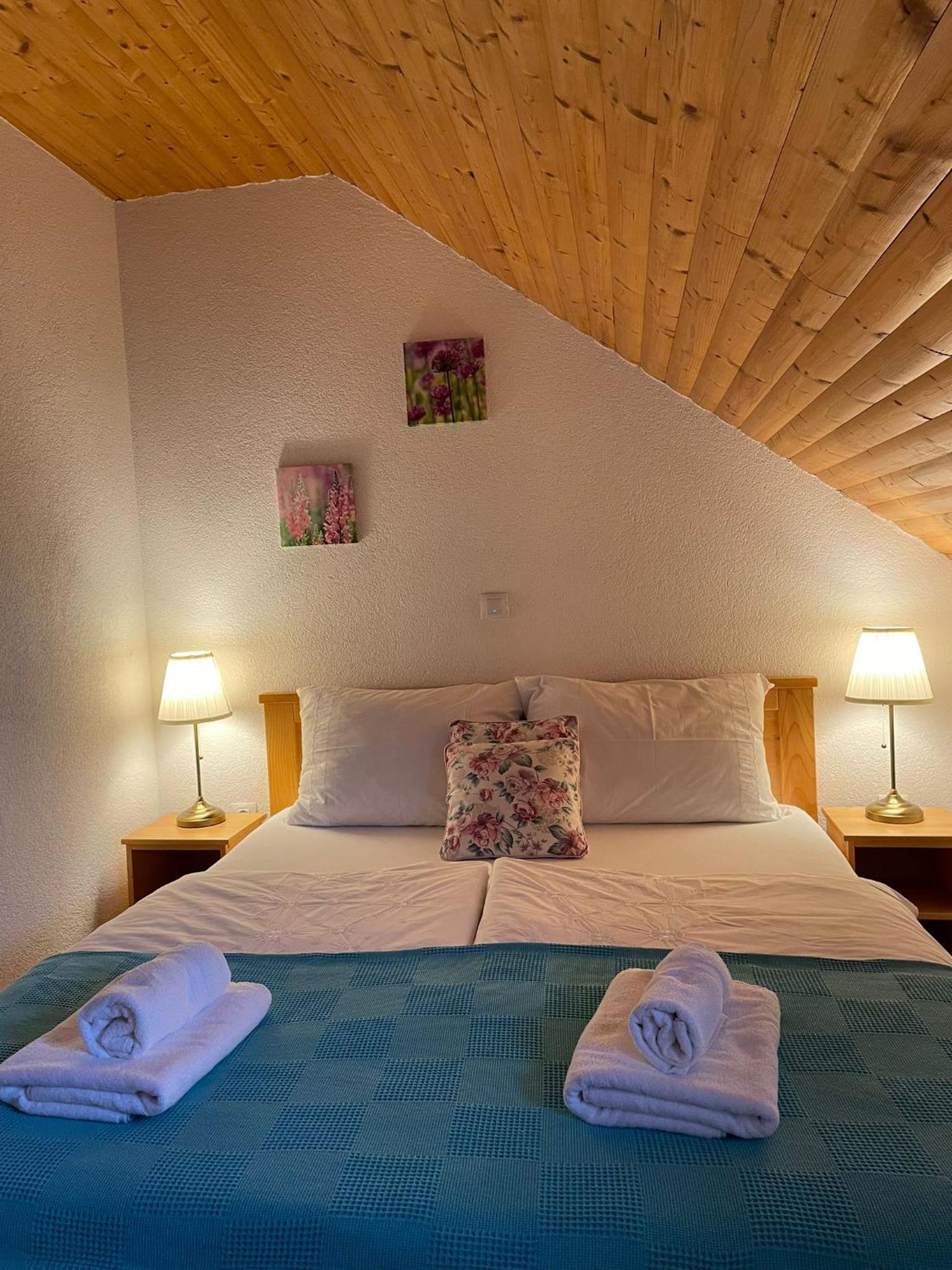 Two-Bedroom Apartment - Photo 3