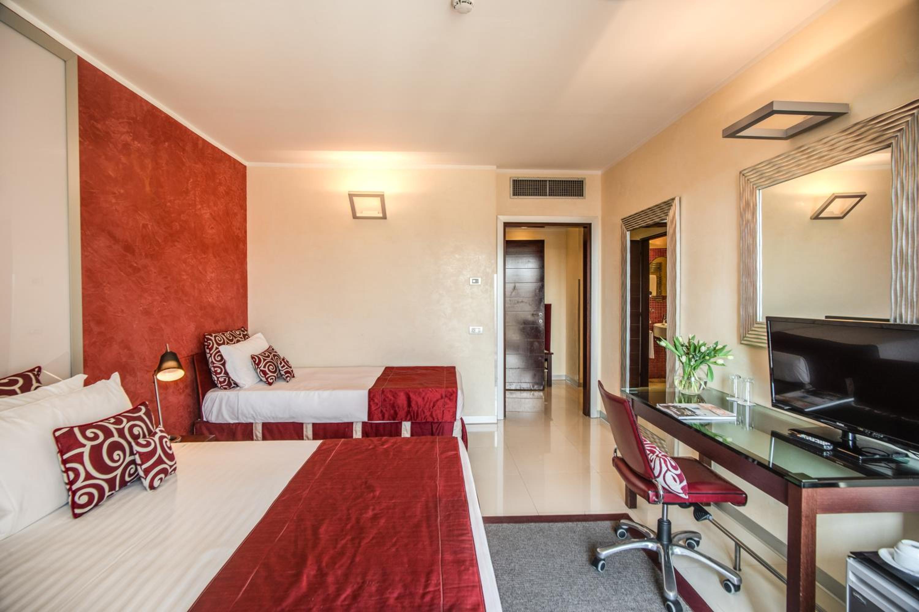 Triple Room photo 2