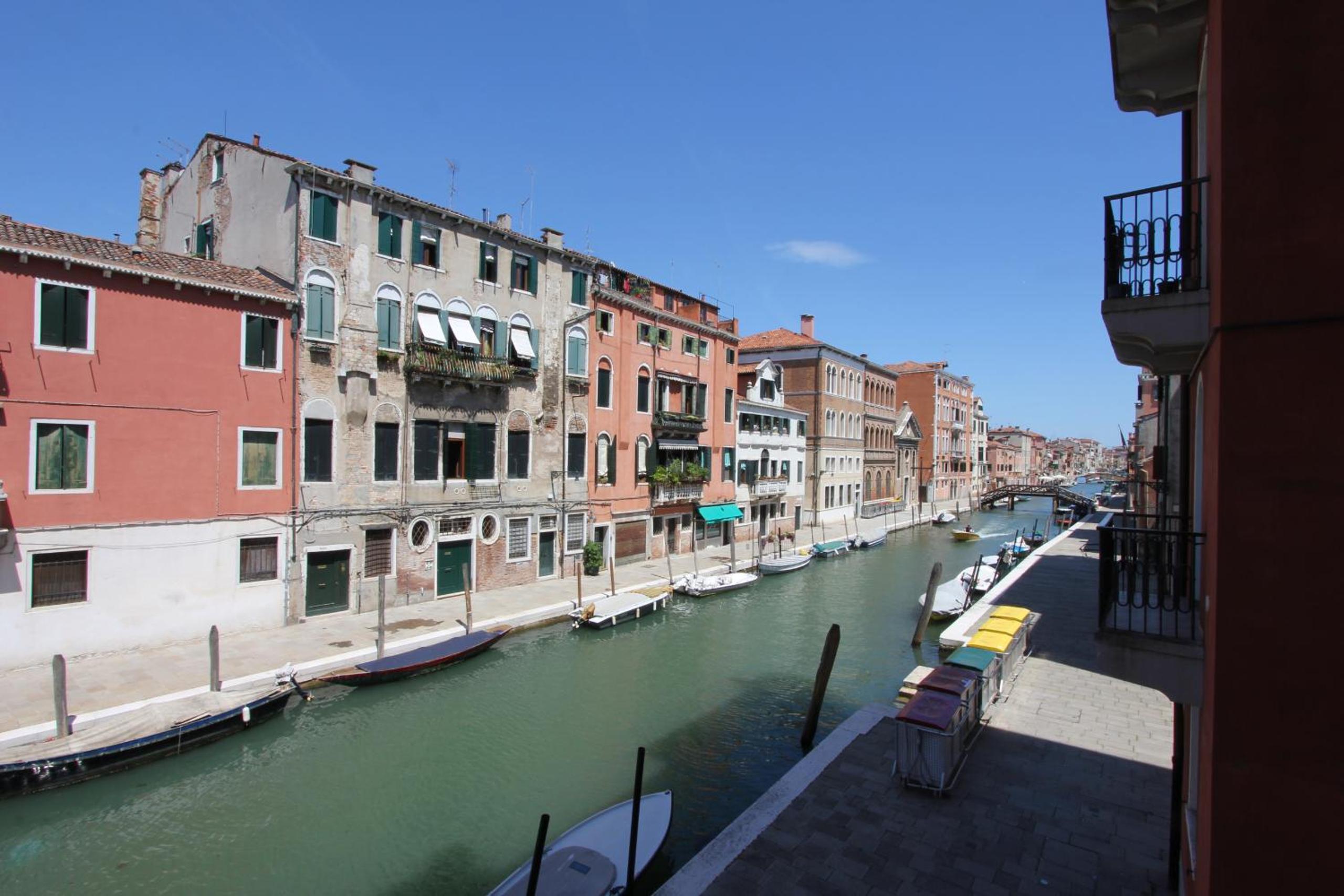 San Girolamo - Two-Bedroom Apartment with Canal View photo 2