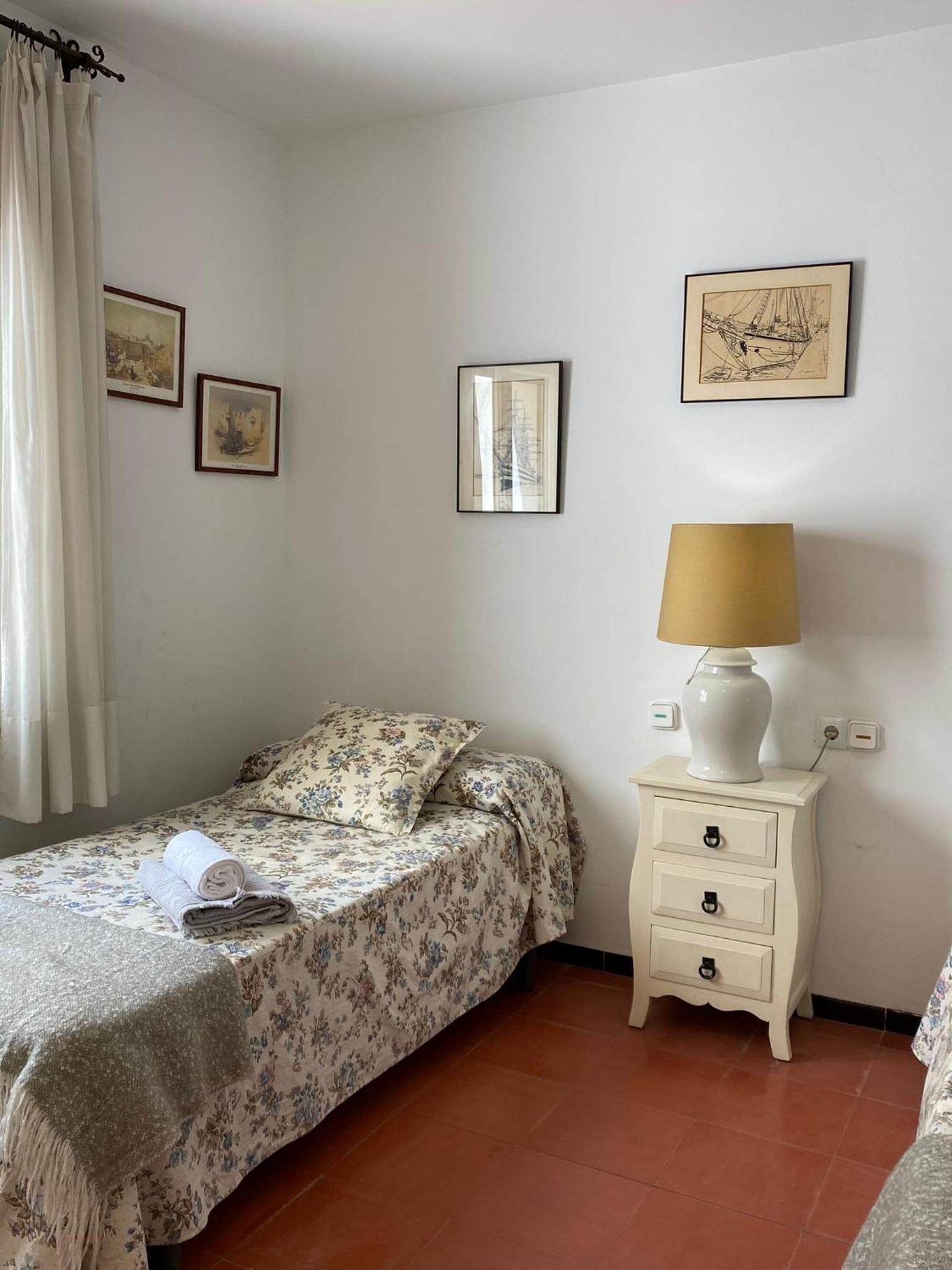 Three-Bedroom Apartment - Photo 26