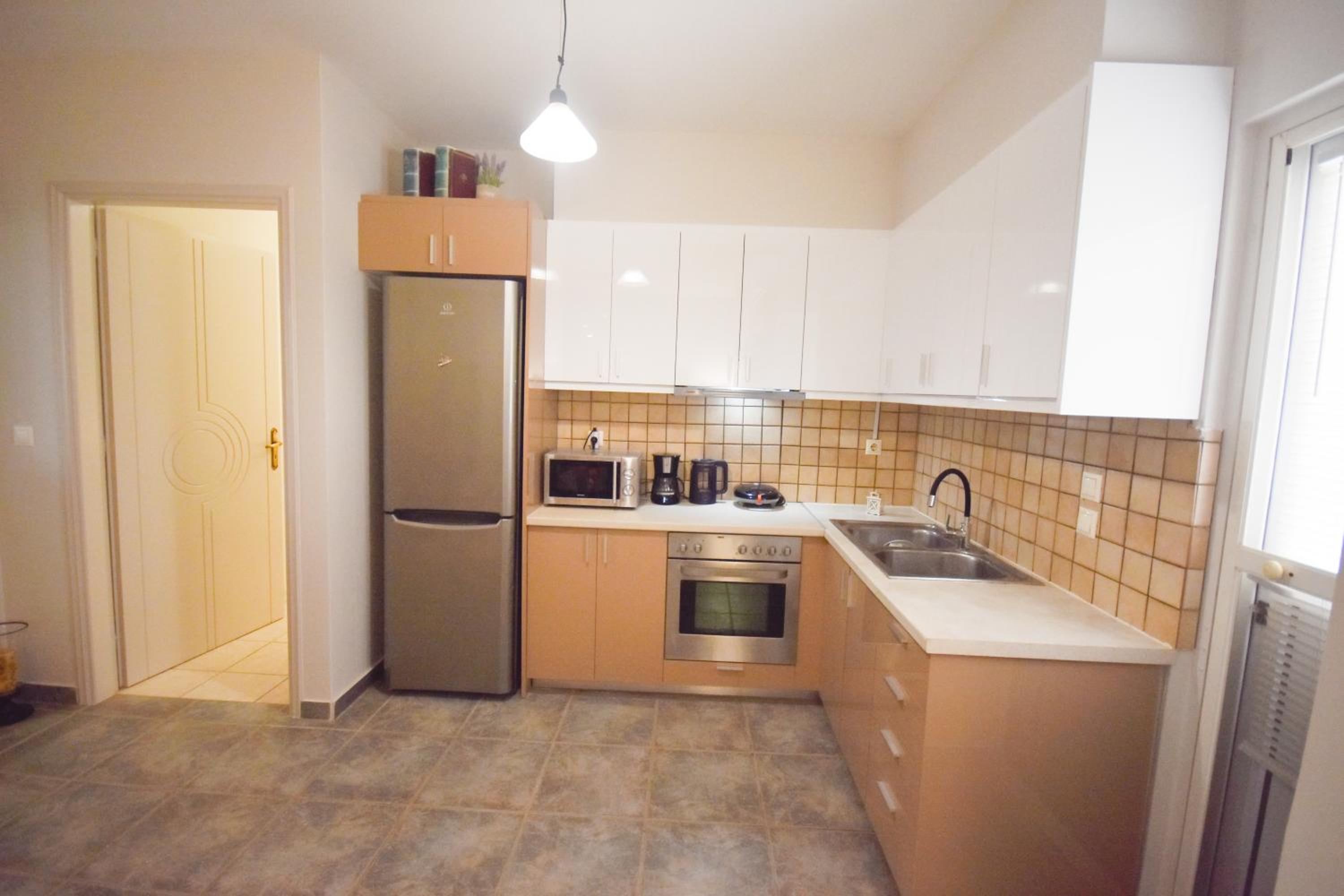 Apartment - Ground Floor photo 2