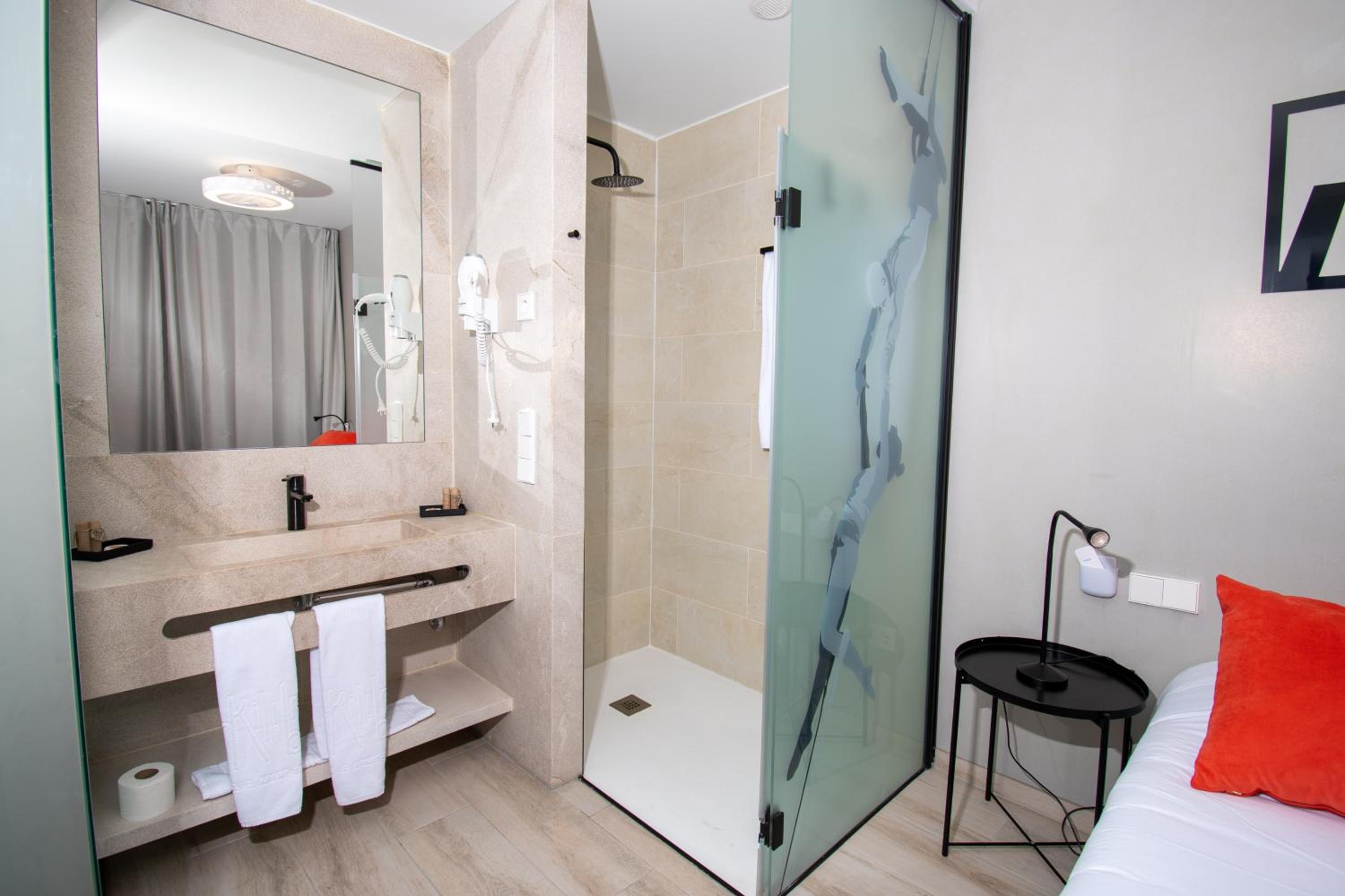 Standard Double Suite photo 2