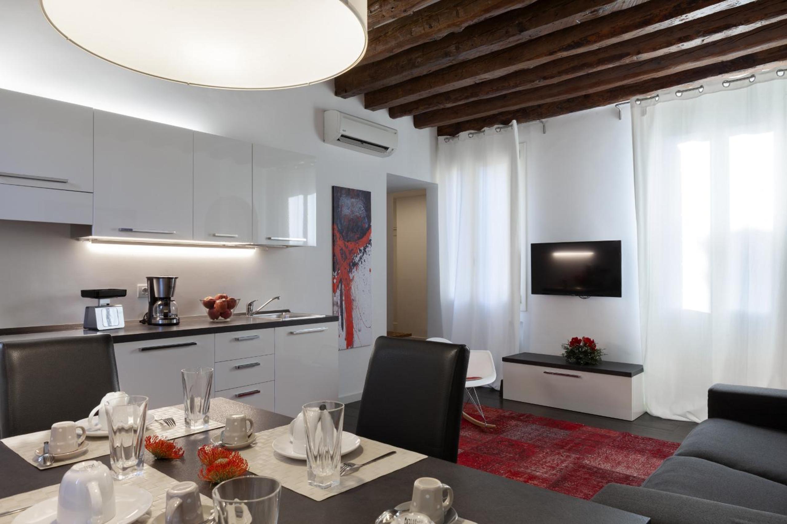 Fidelio Apartment with Two-Bedroom photo 3