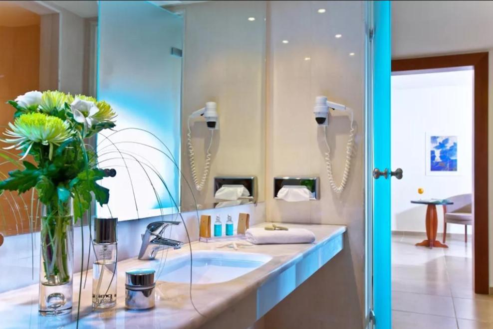 Economy Double or Twin Room photo 2