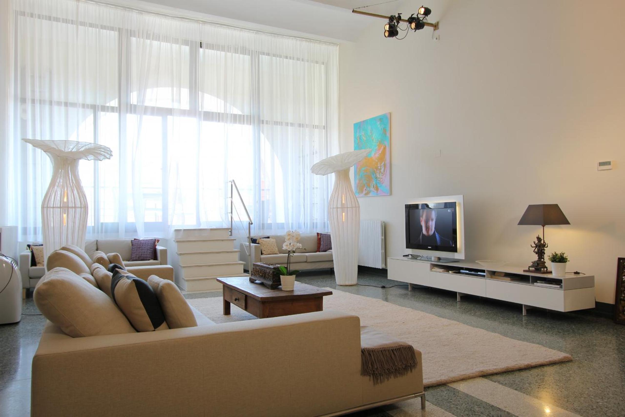 Two-Bedroom Apartment photo 2