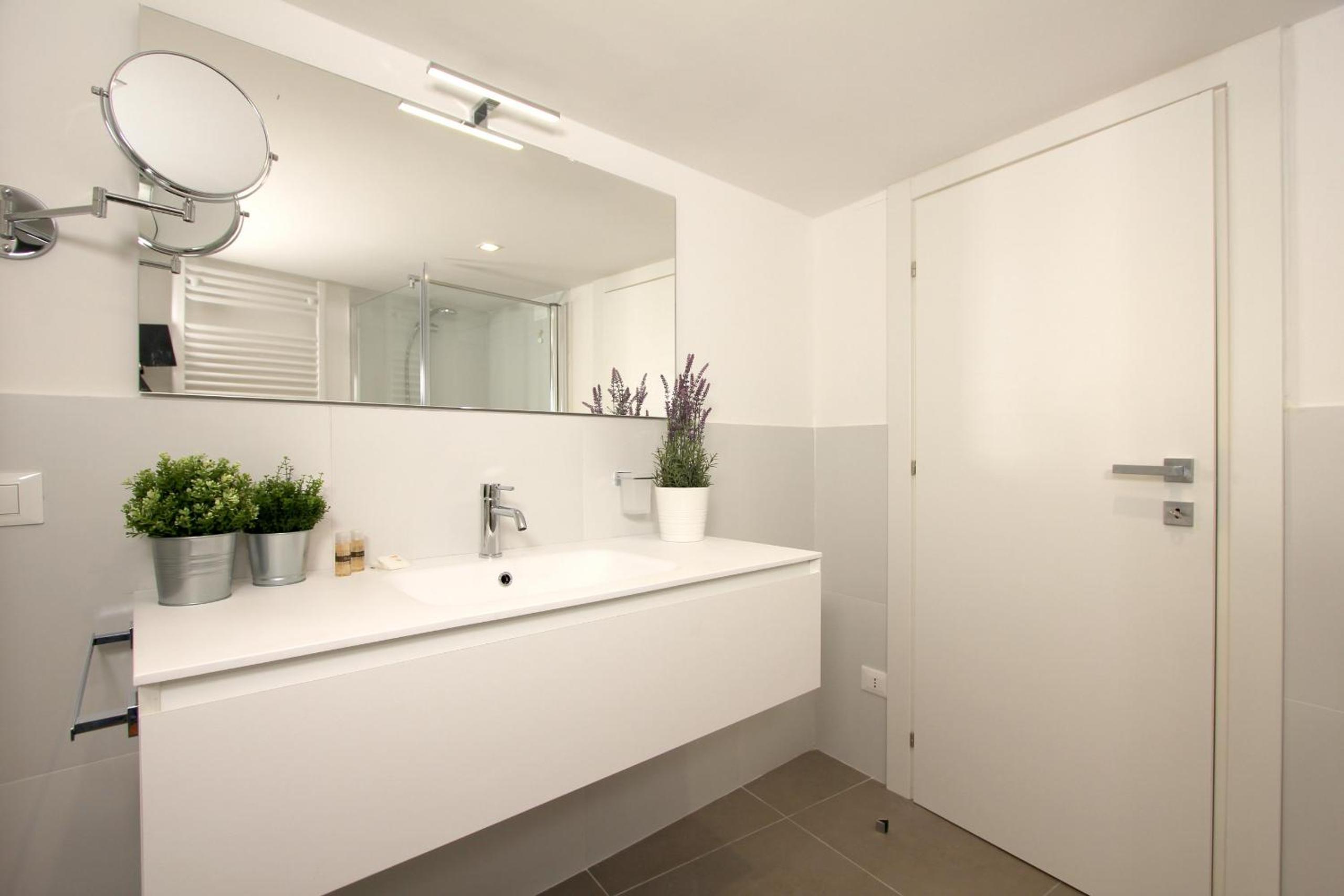 Licata - Two-Bedroom Apartment photo 2