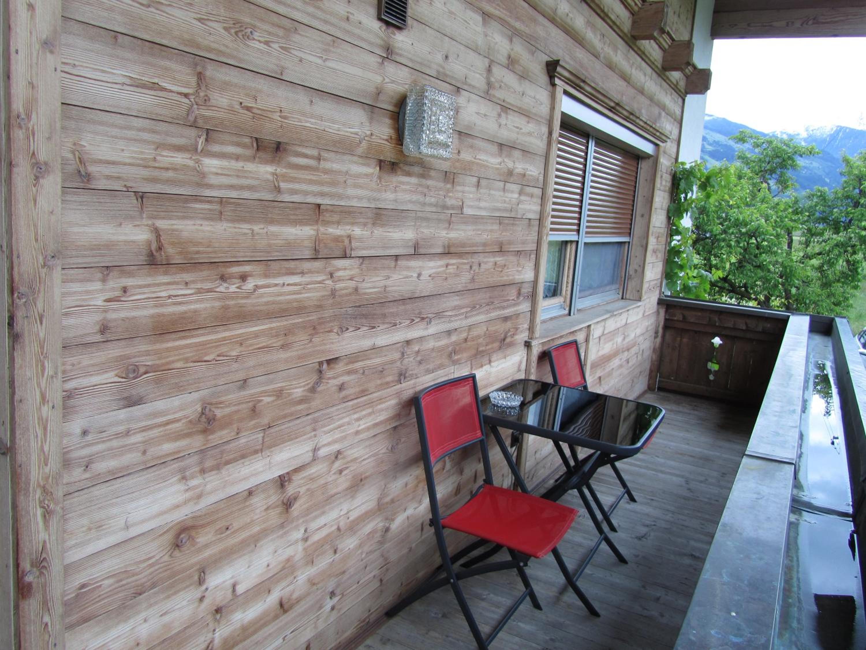 Apartment with Balcony photo 2