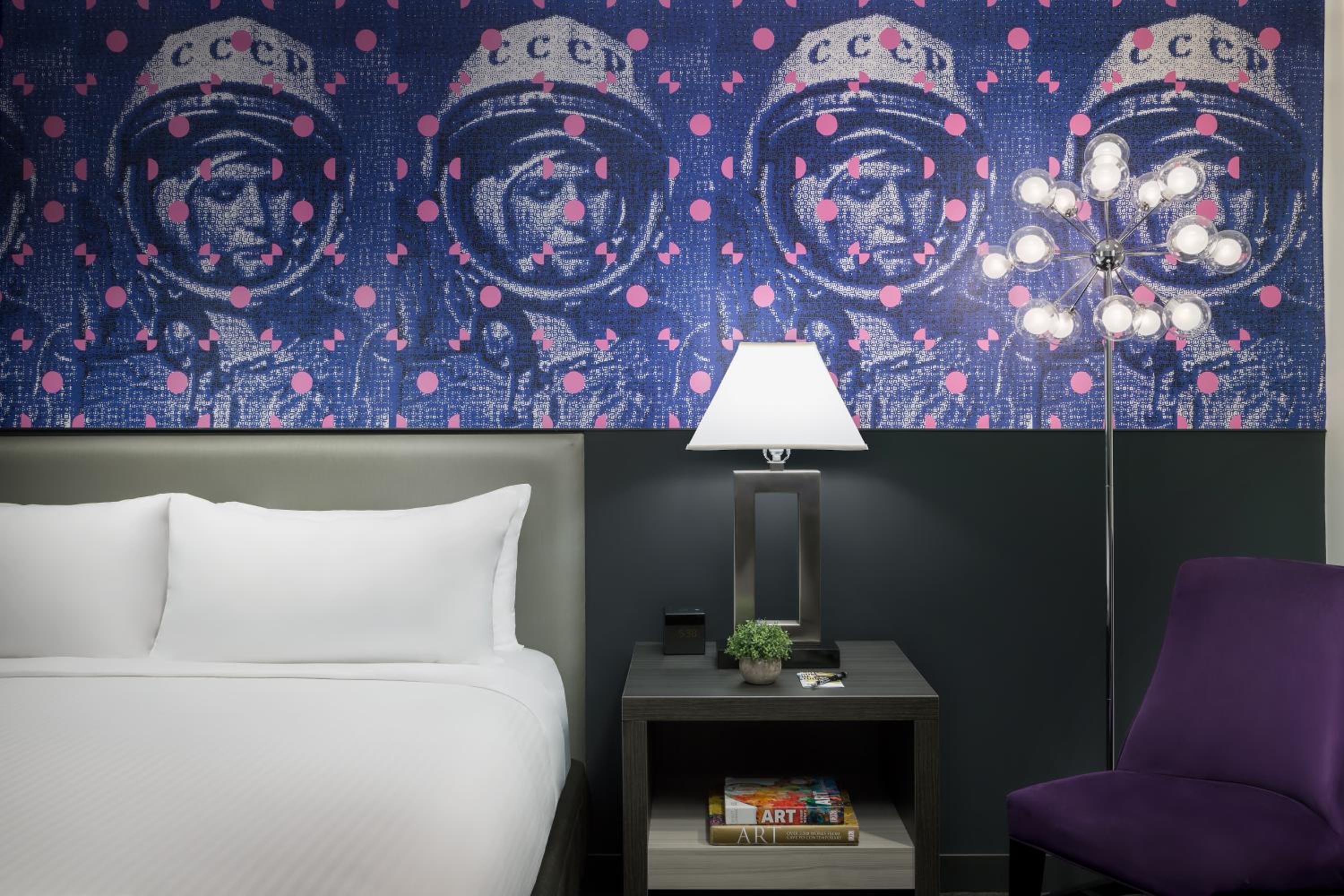 Drink in the Cosmos Space Suite - Photo 3