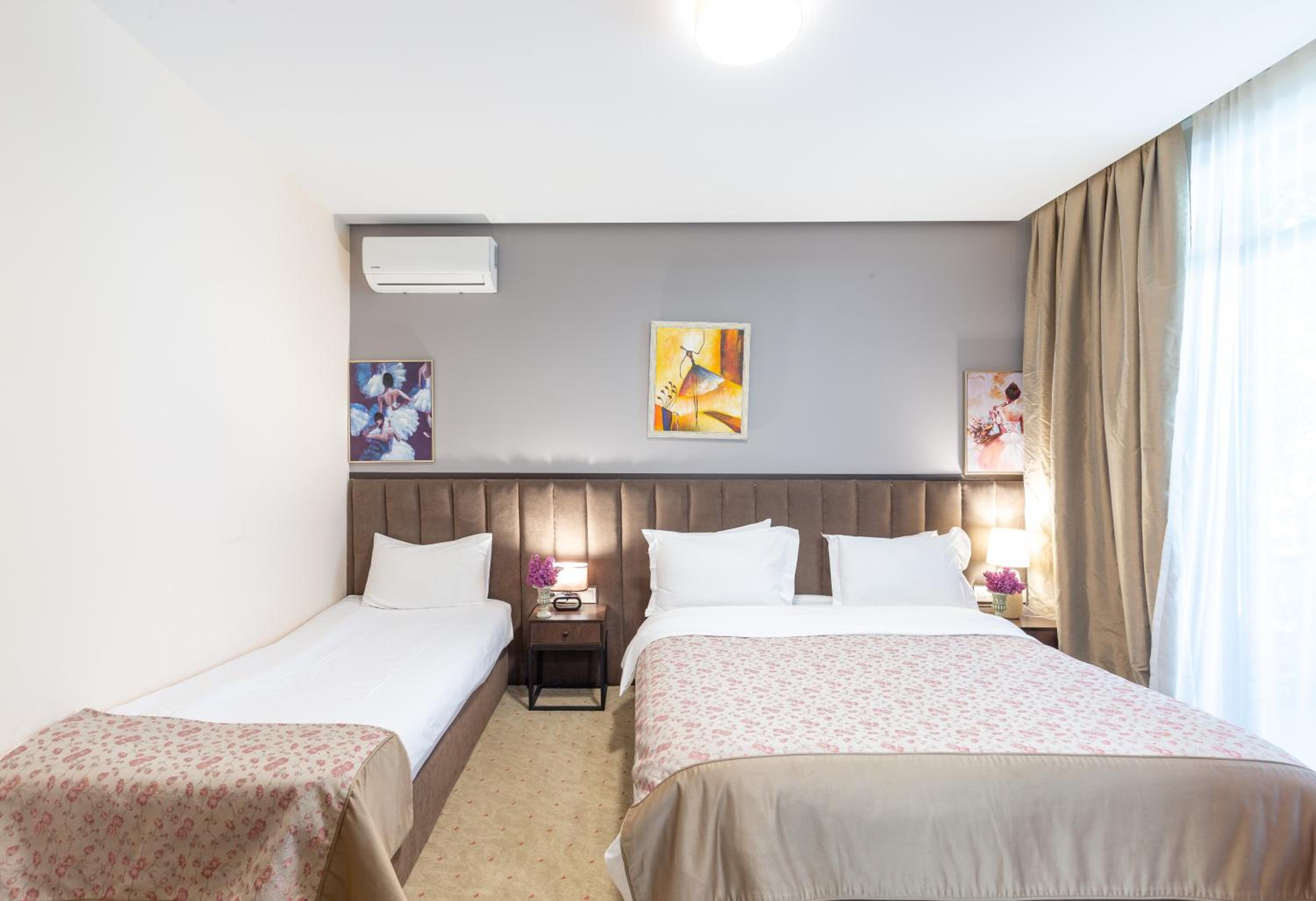 Triple Room with Garden View photo 2