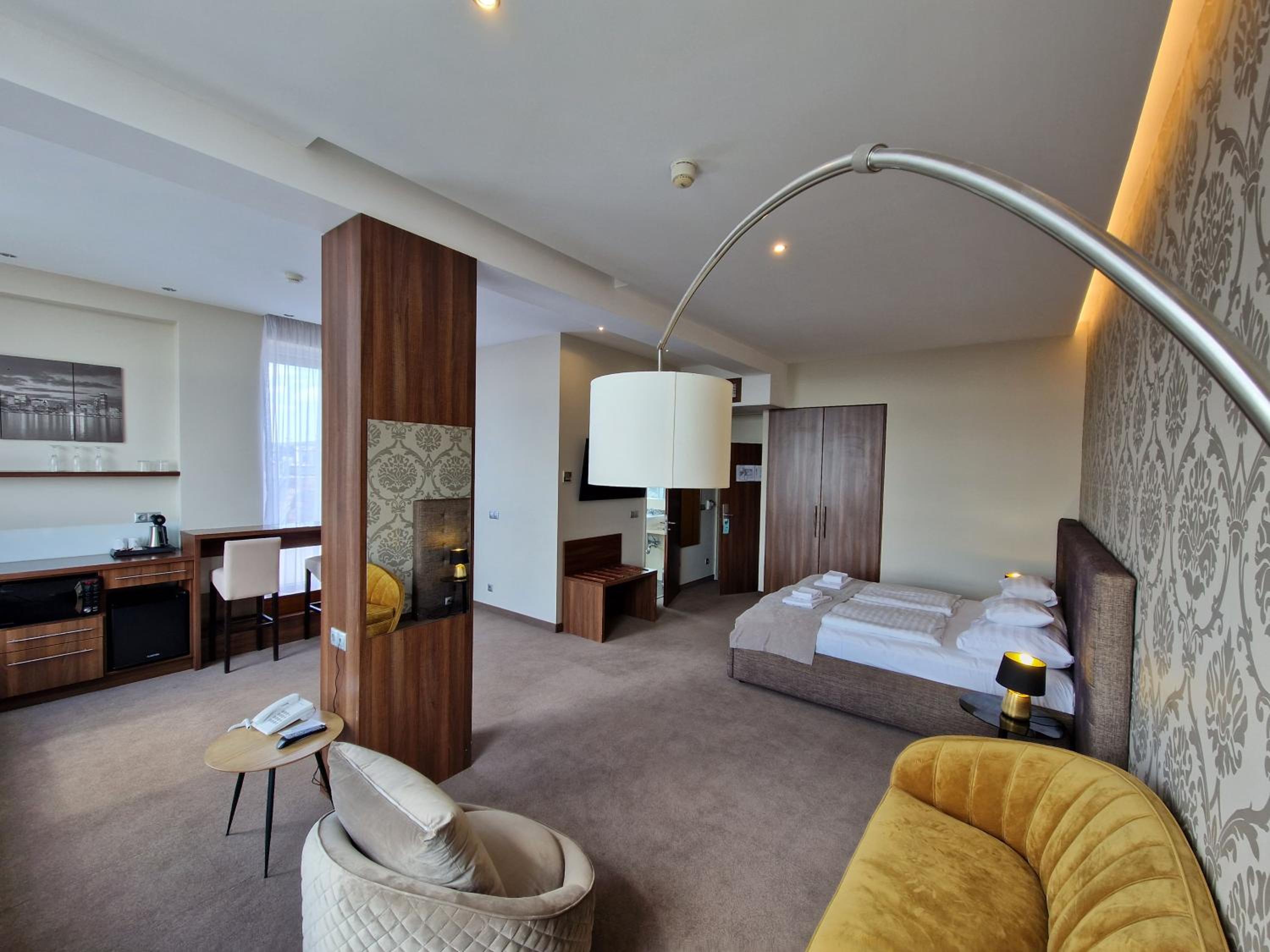 Panorama Suite with Terrace photo 2