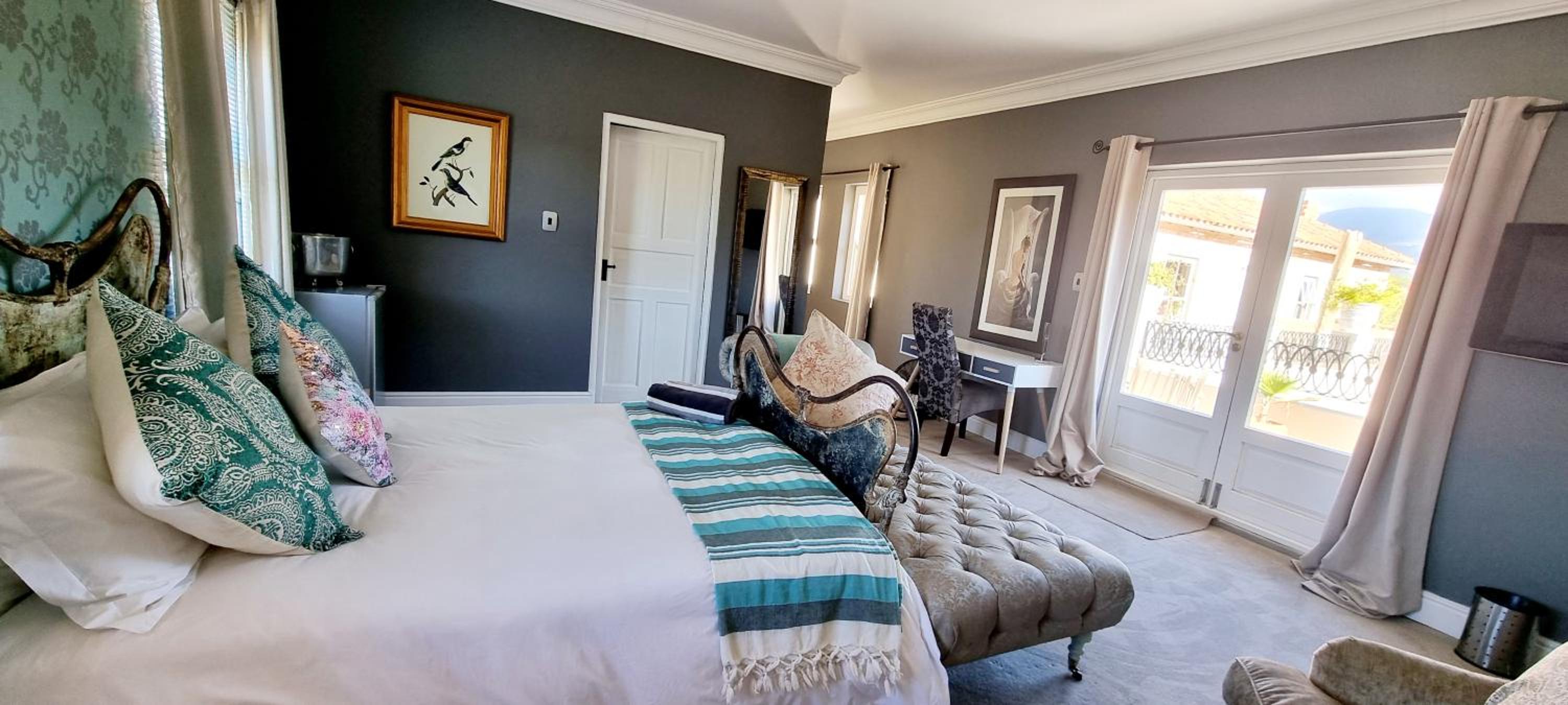 One-Bedroom Villa - Photo 14