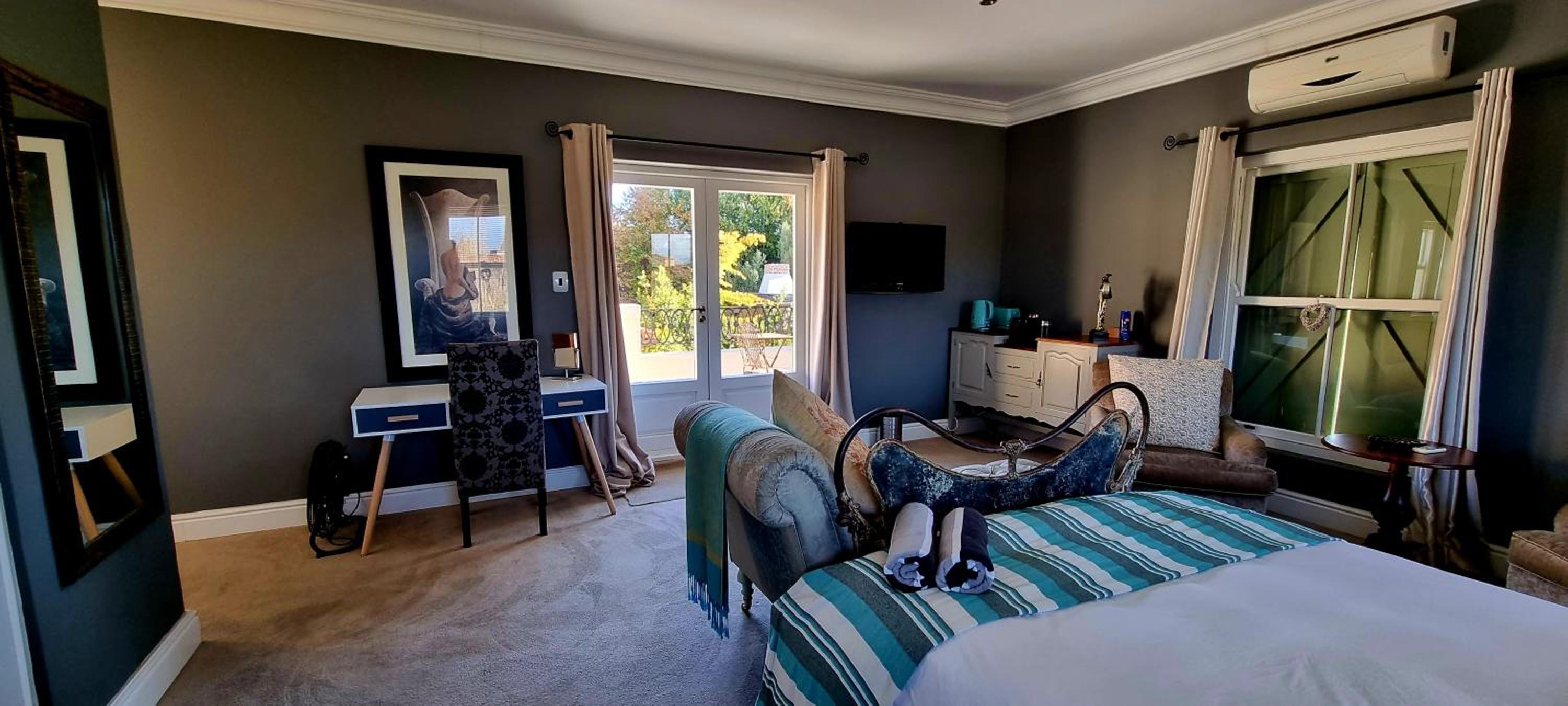 One-Bedroom Villa - Photo 15