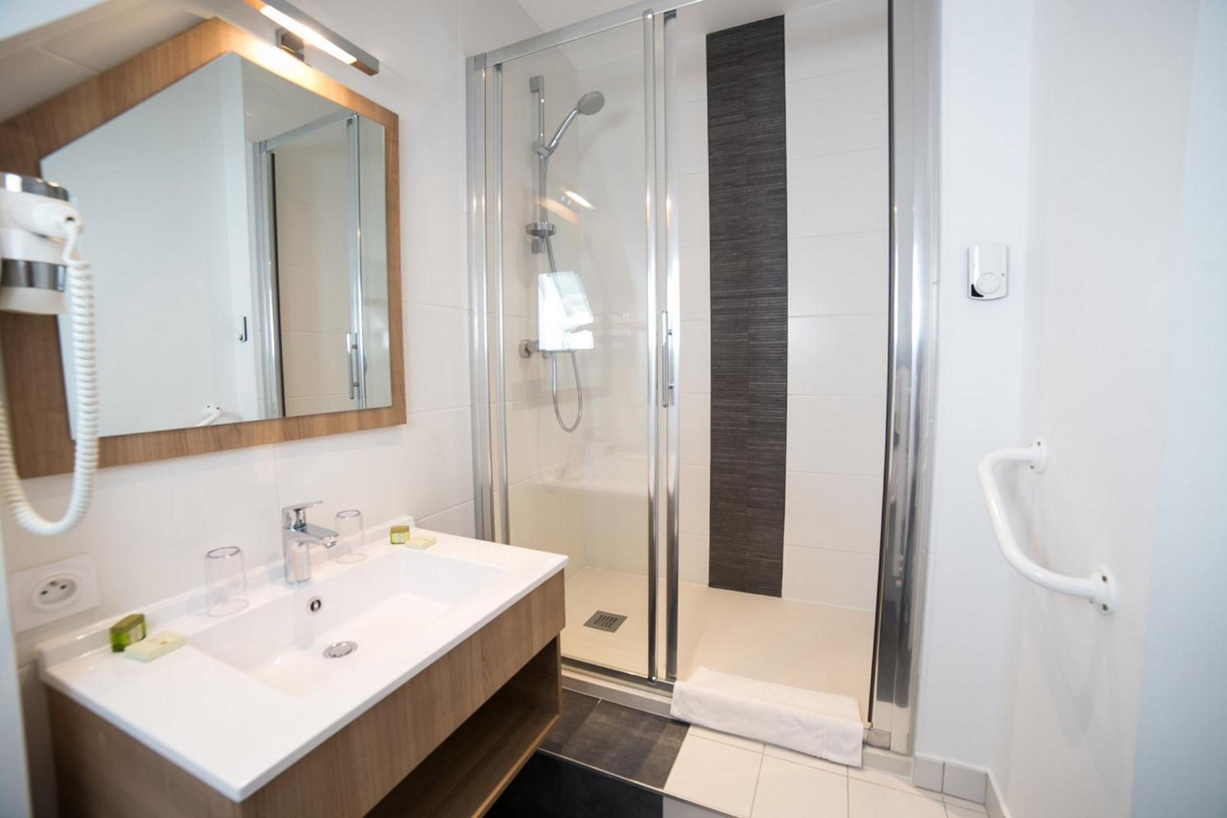 Double or Twin Room photo 2