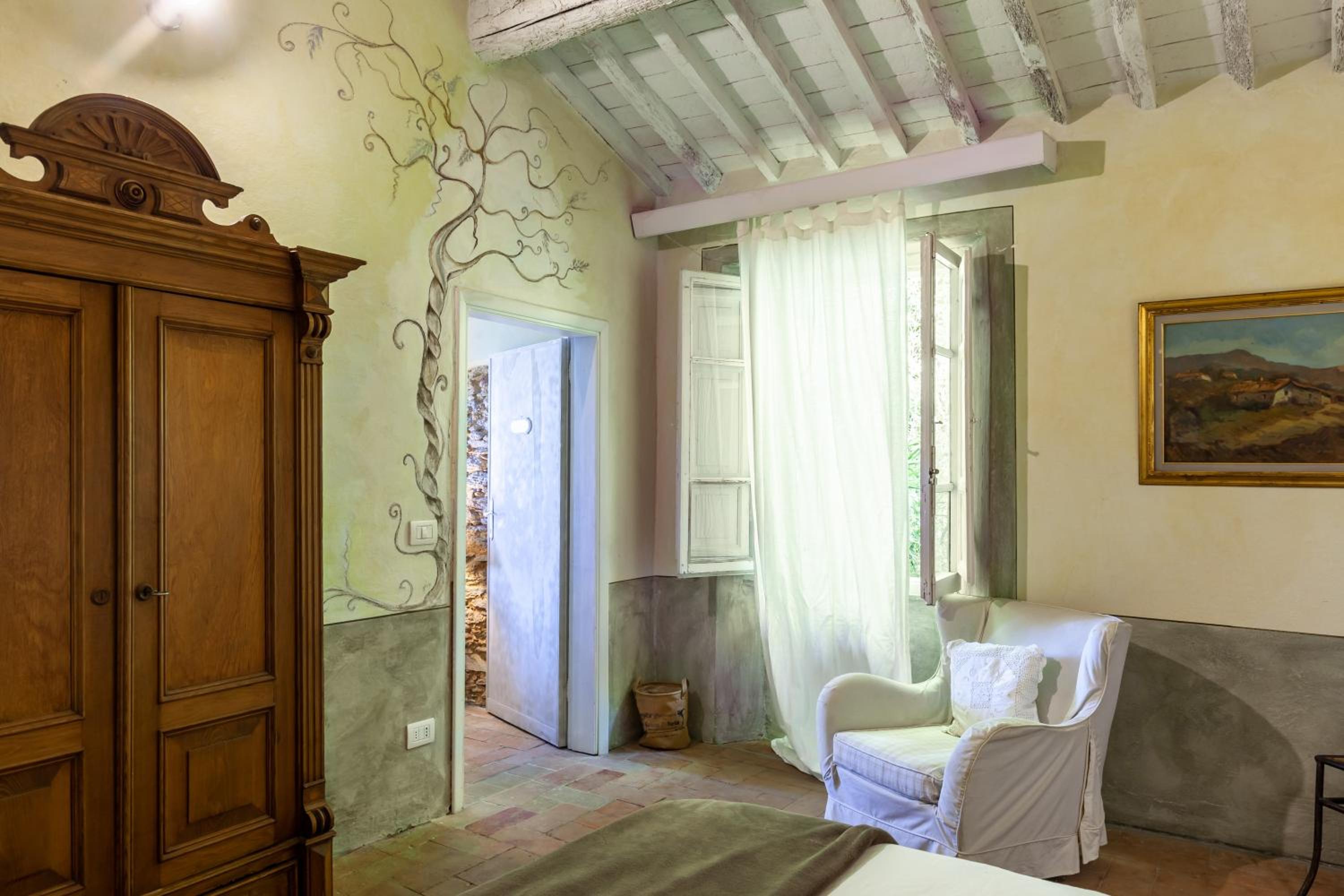 Two-Bedroom House photo 2
