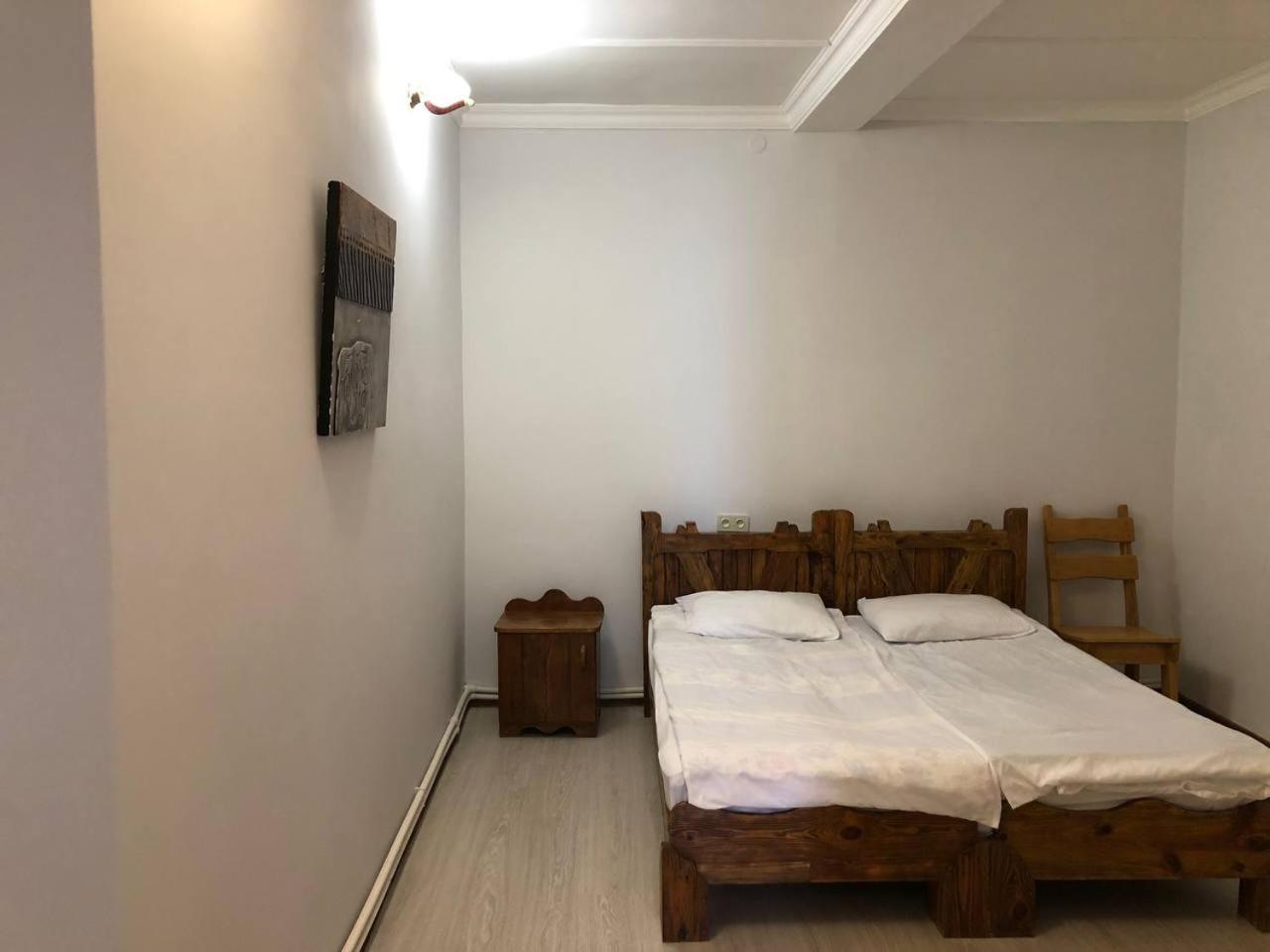 Economy Double Room photo 2