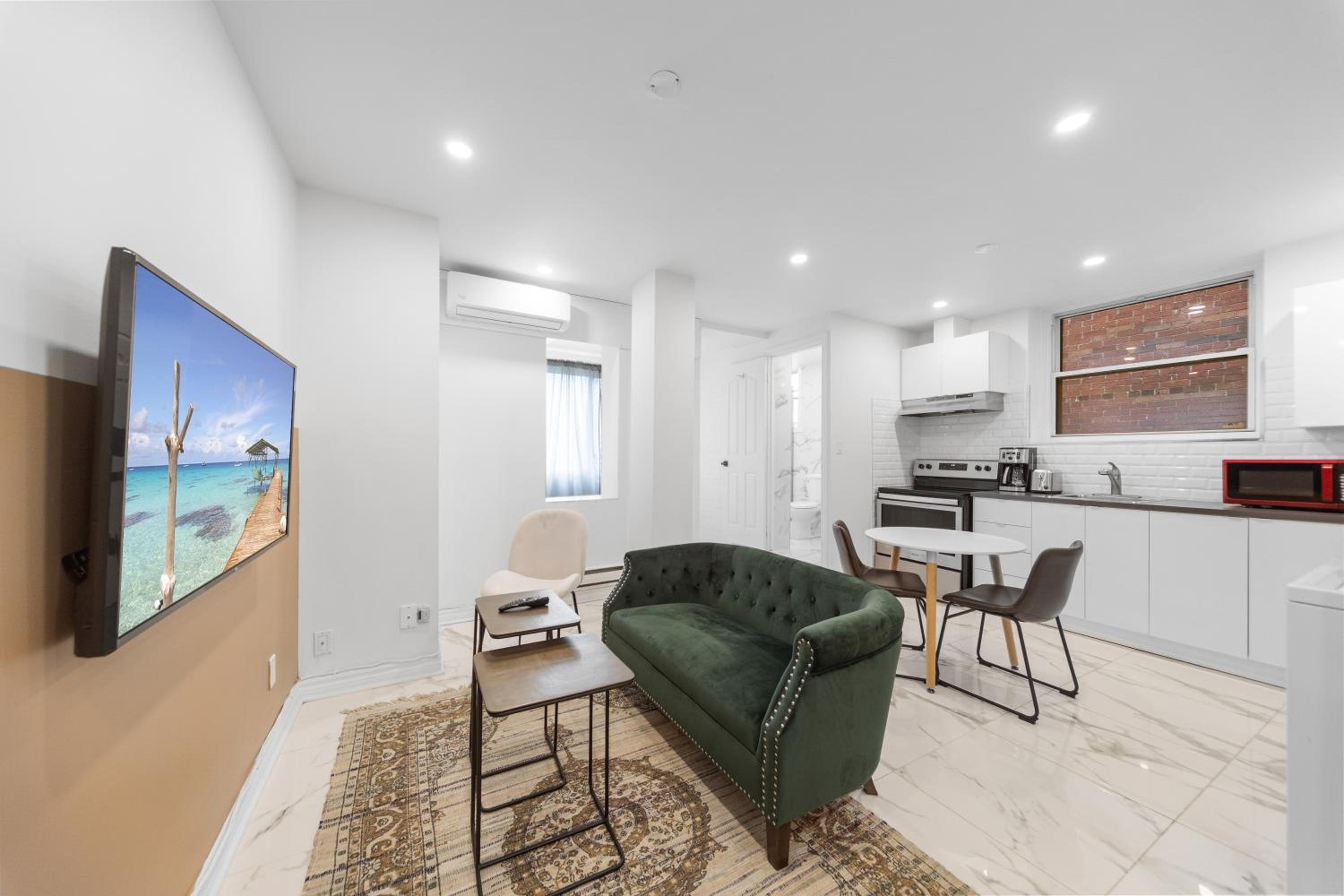 One-Bedroom Suite