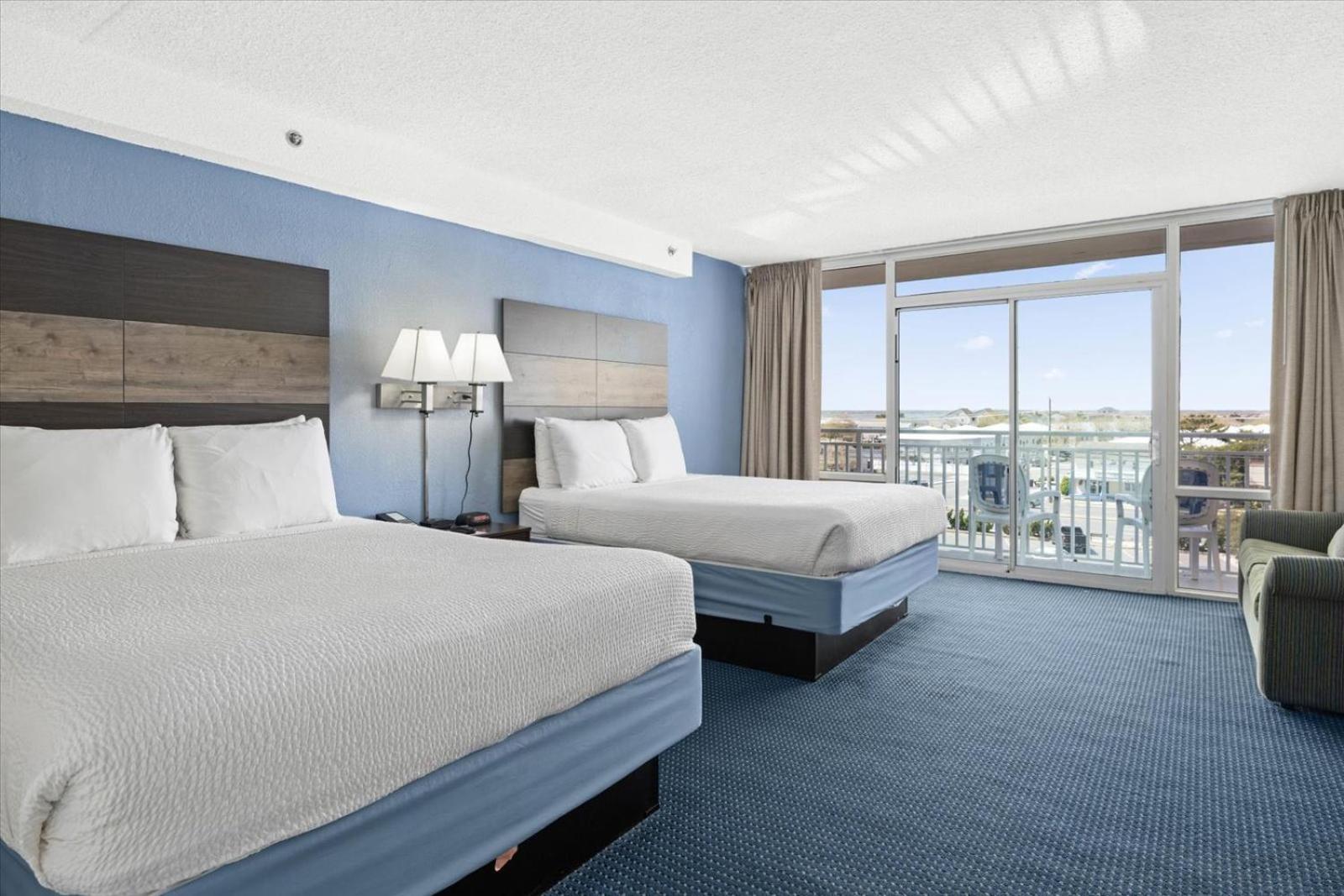 Queen Room, 2 Queen Beds, Western View