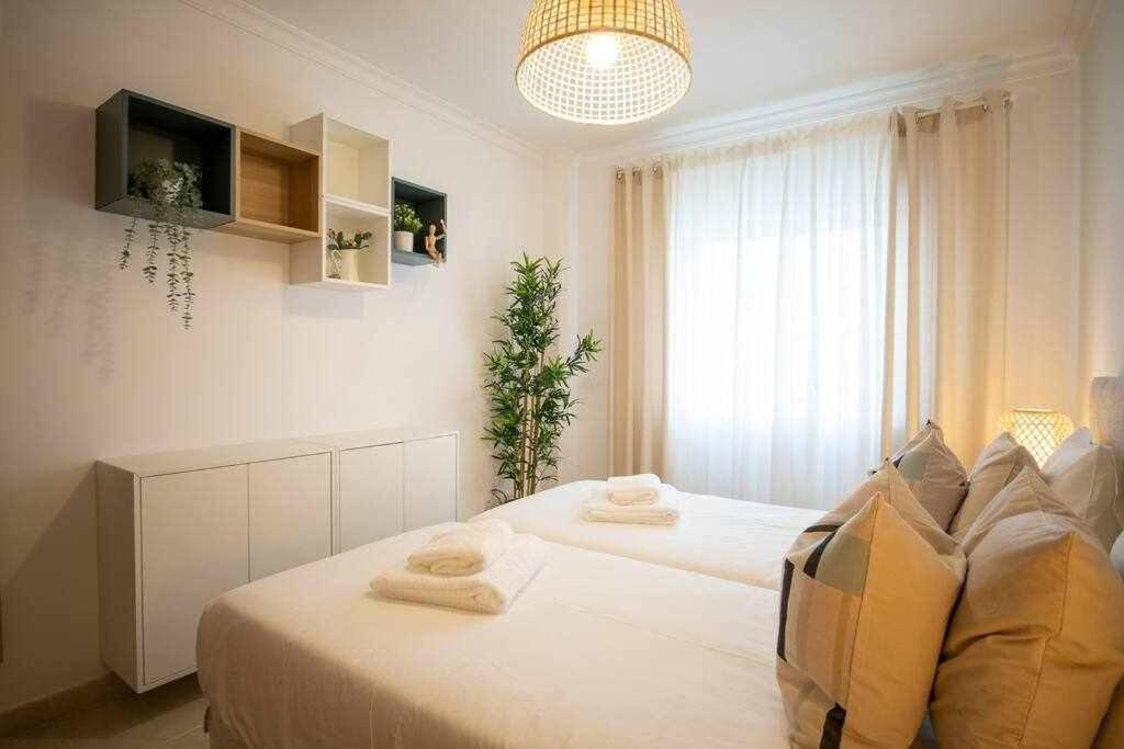 Three-Bedroom Apartment photo 1