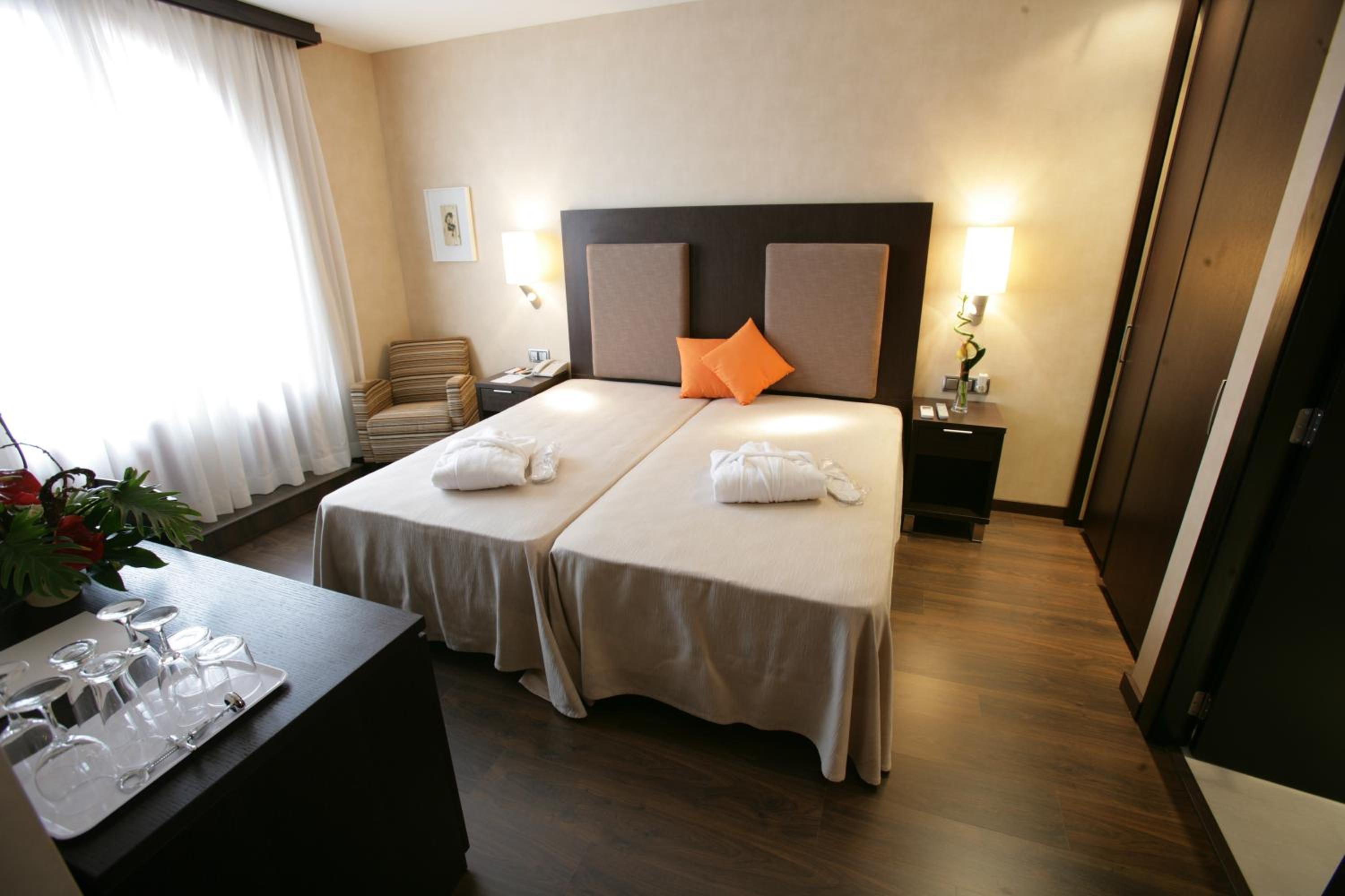 Double Room - Photo 1