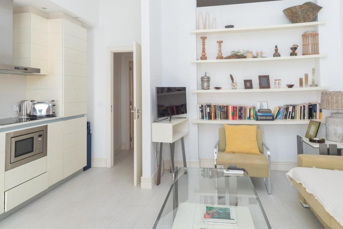 Apartment With Terrace photo 2