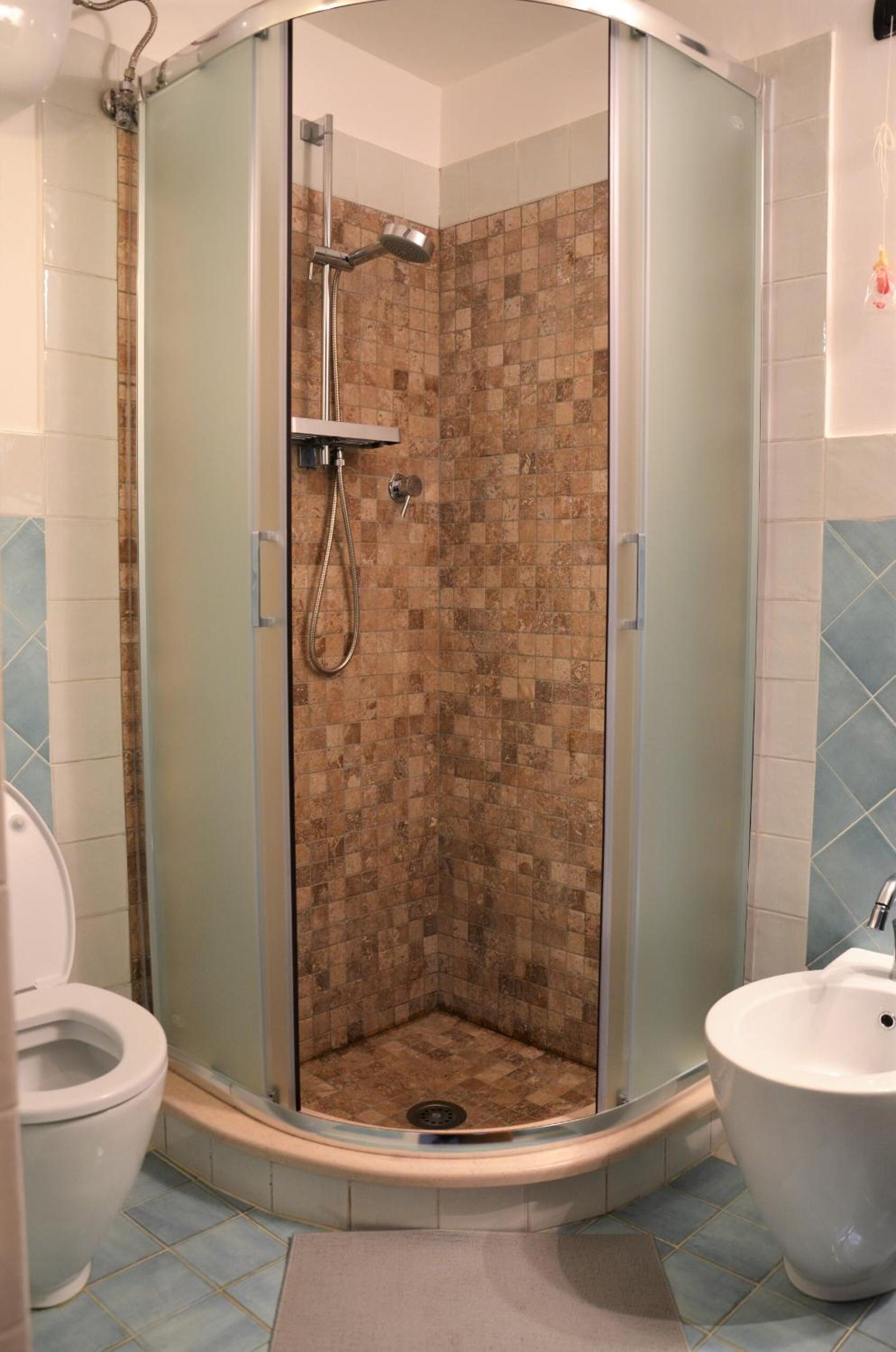Standard Single Room with Shower photo 2