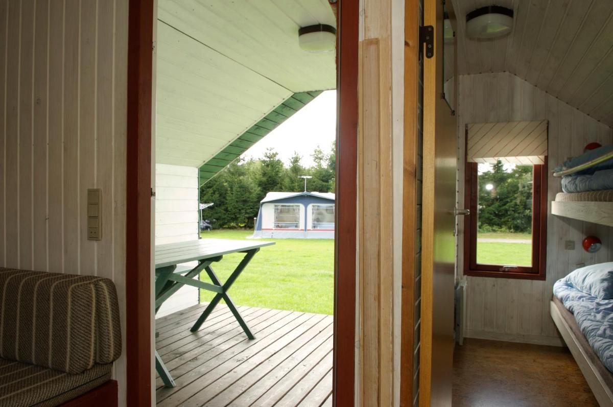 Economy Cottage with Shared Bathroom (4 Adults) photo 2