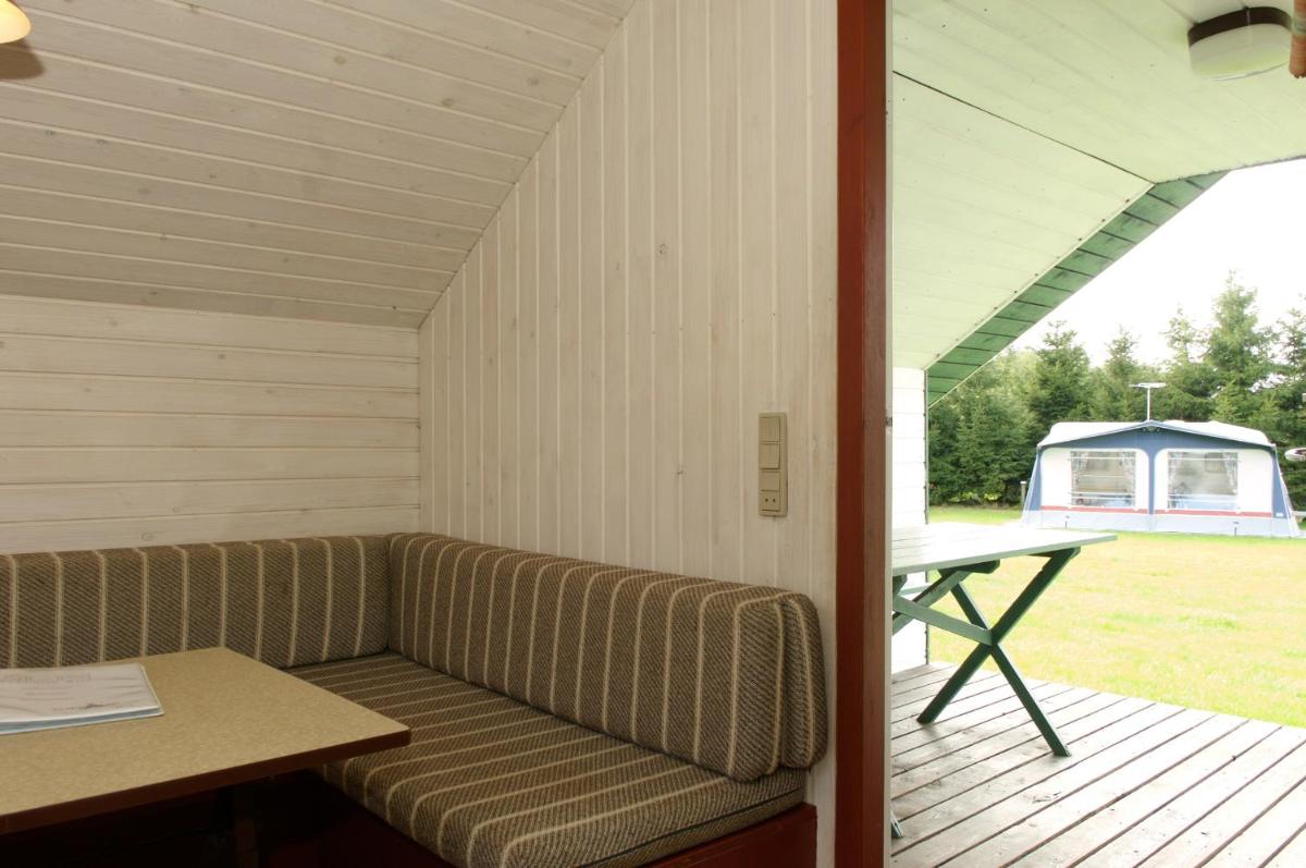 Economy Cottage with Shared Bathroom (4 Adults) photo 3