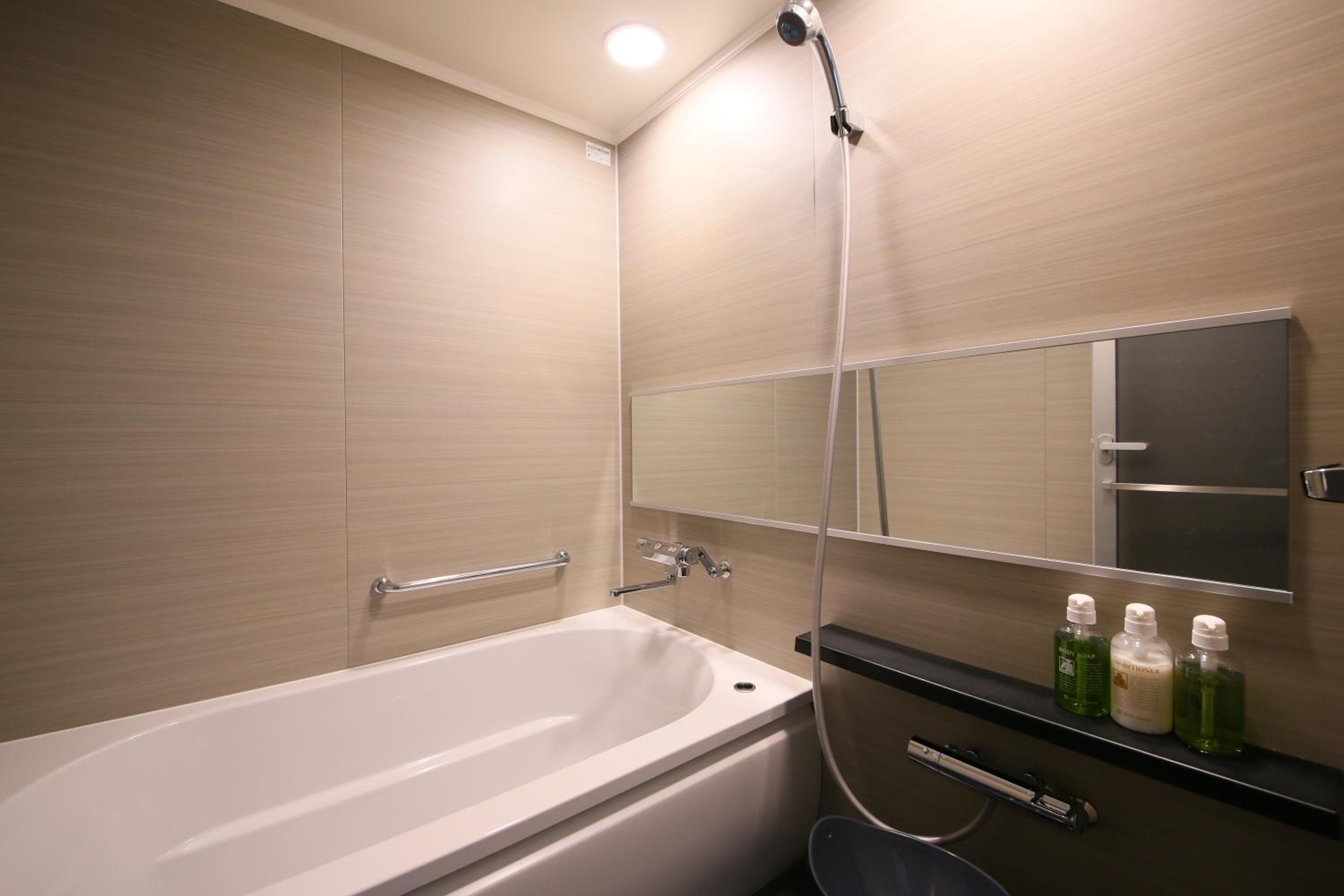 Deluxe Twin Room - Non-Smoking - Photo 5