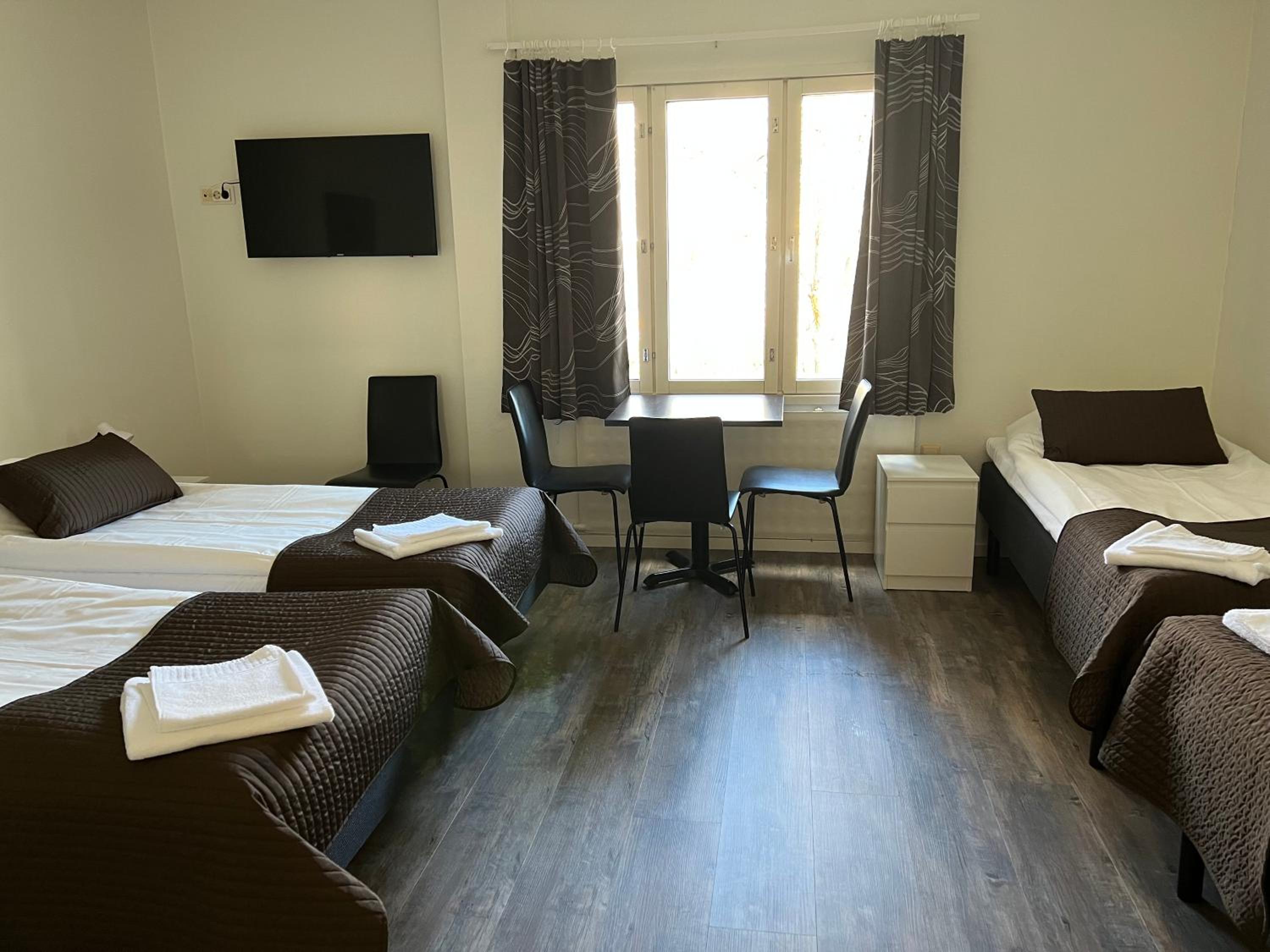 Quadruple Room with Shared Bathroom photo 1