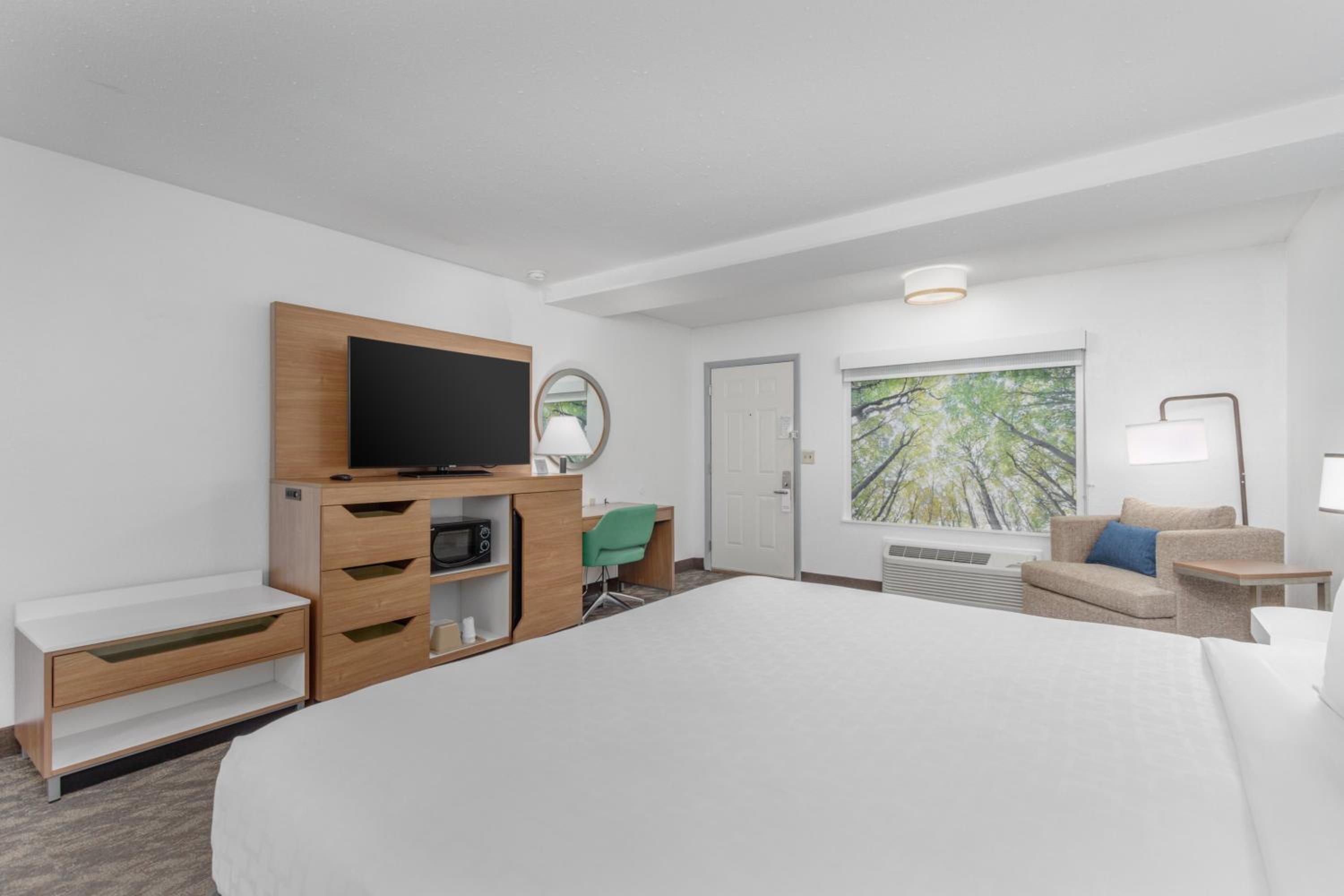 Standard King Room - Photo 2
