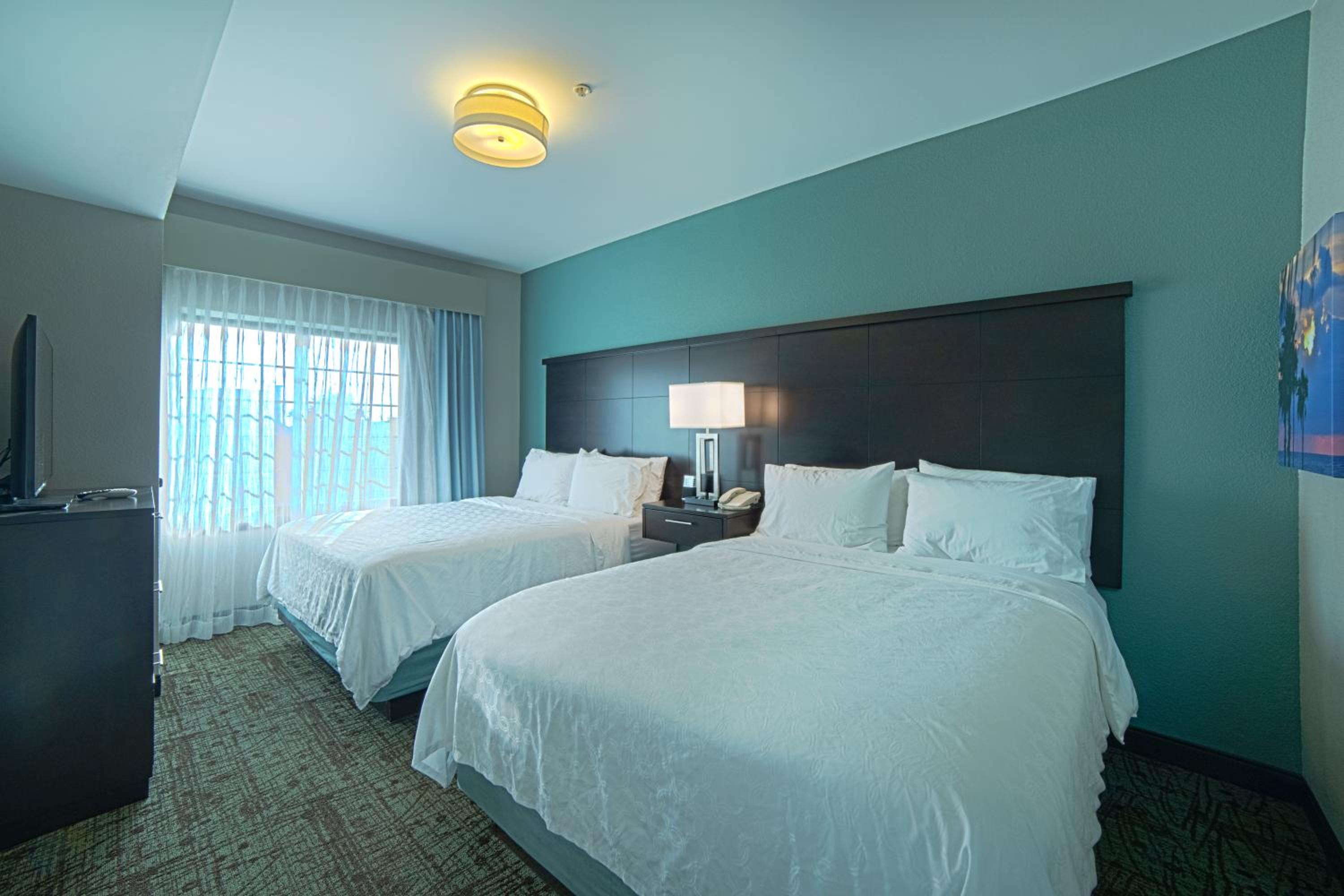 One-Bedroom Suite with Two Queen Beds - Photo 5