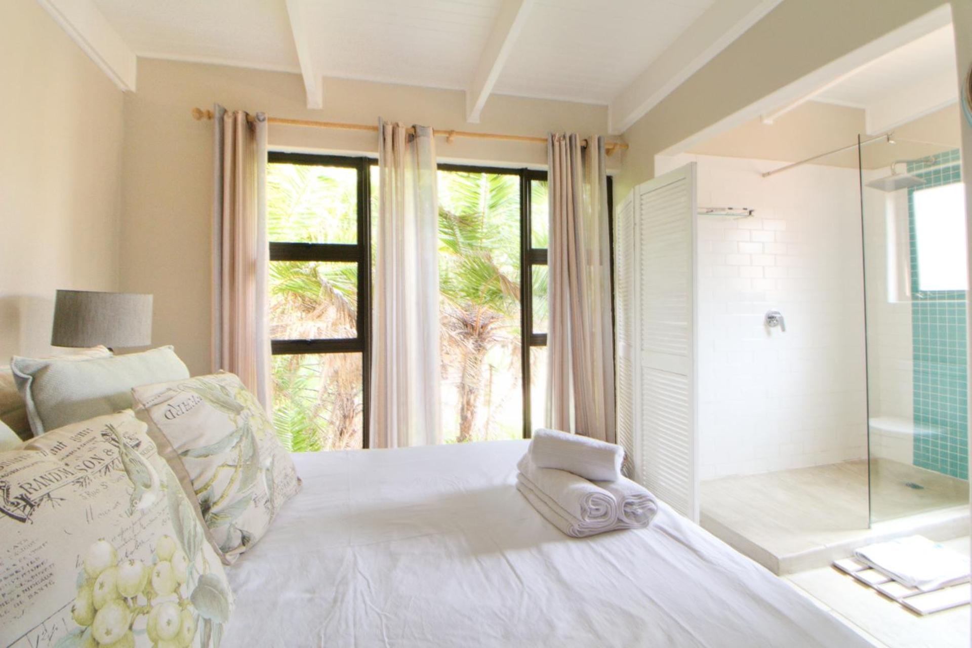 Villa photo 1