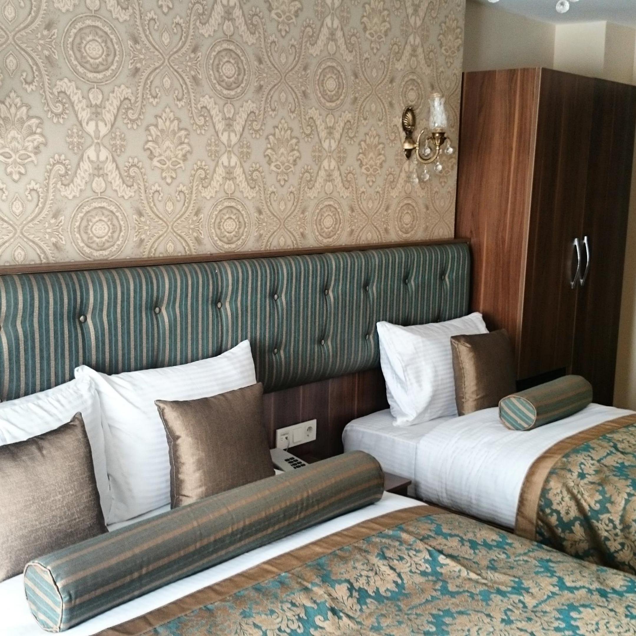 Deluxe Triple Room photo 3