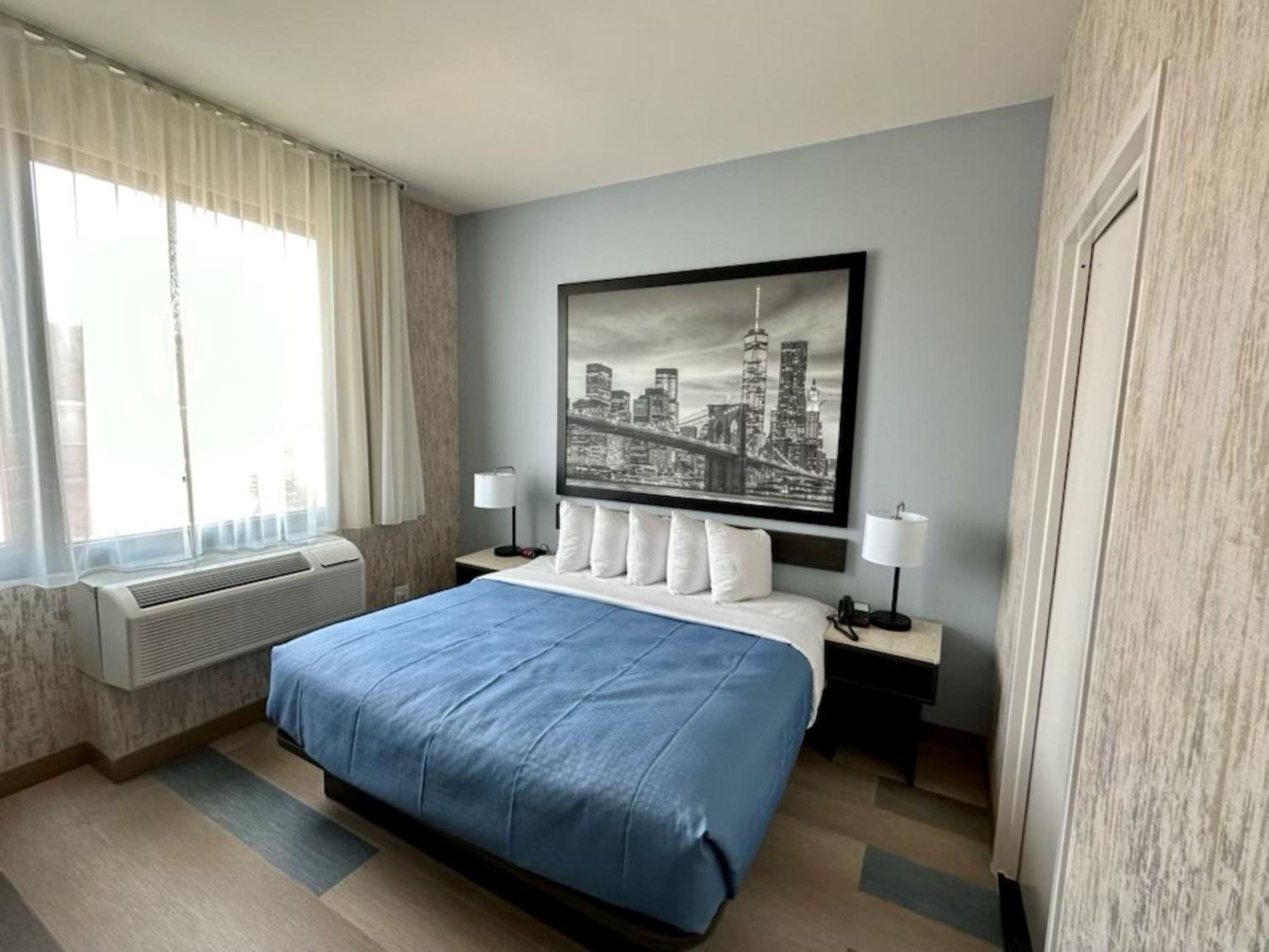 King Room - Non-Smoking