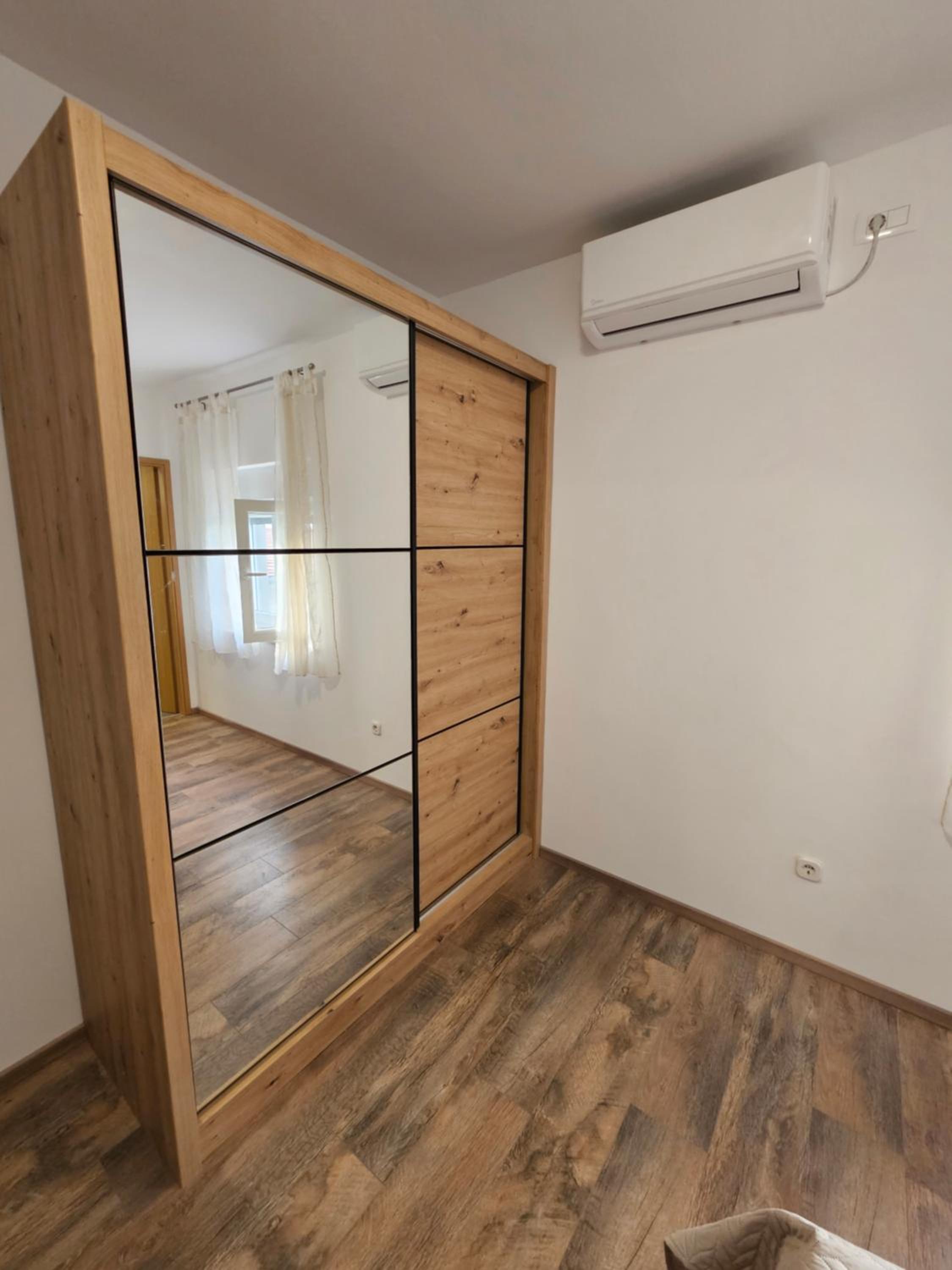 Three-Bedroom House photo 2